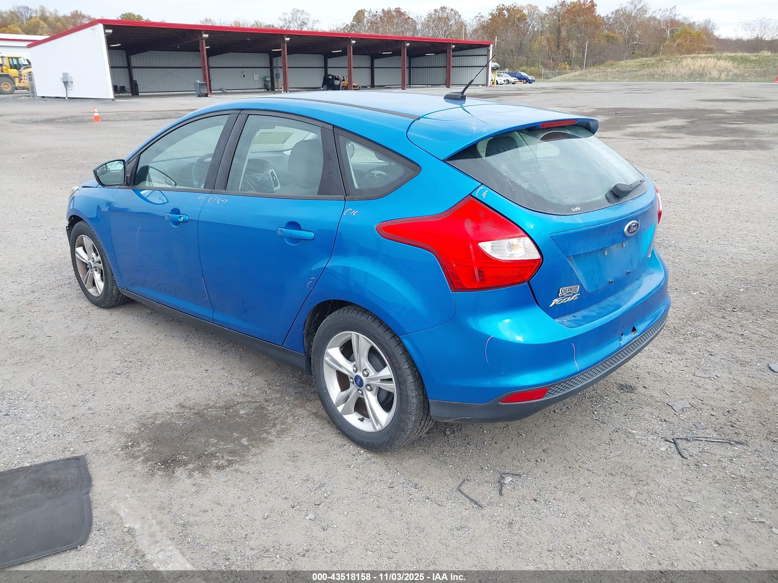 FORD FOCUS image 3