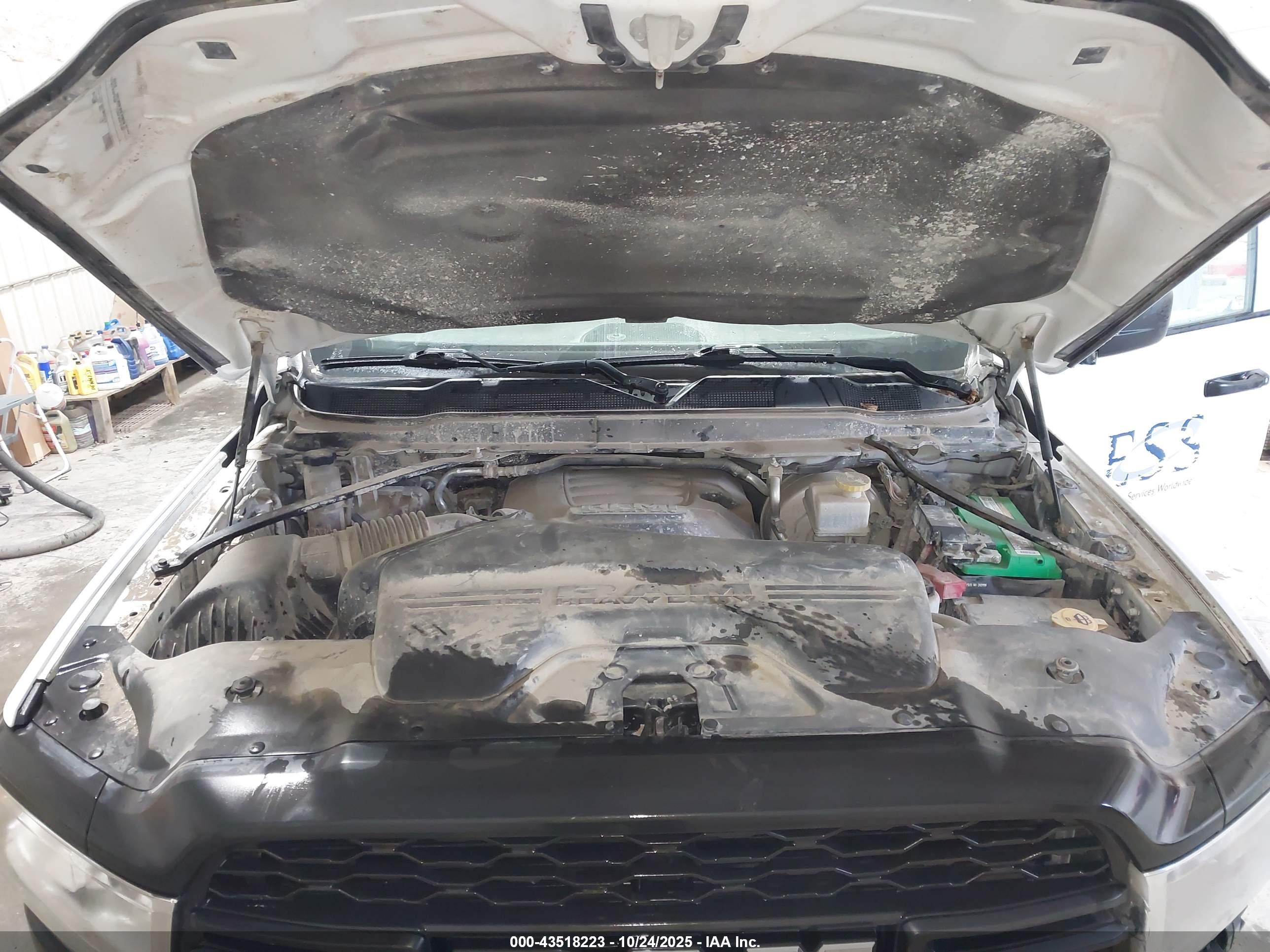 RAM 2500 image 10