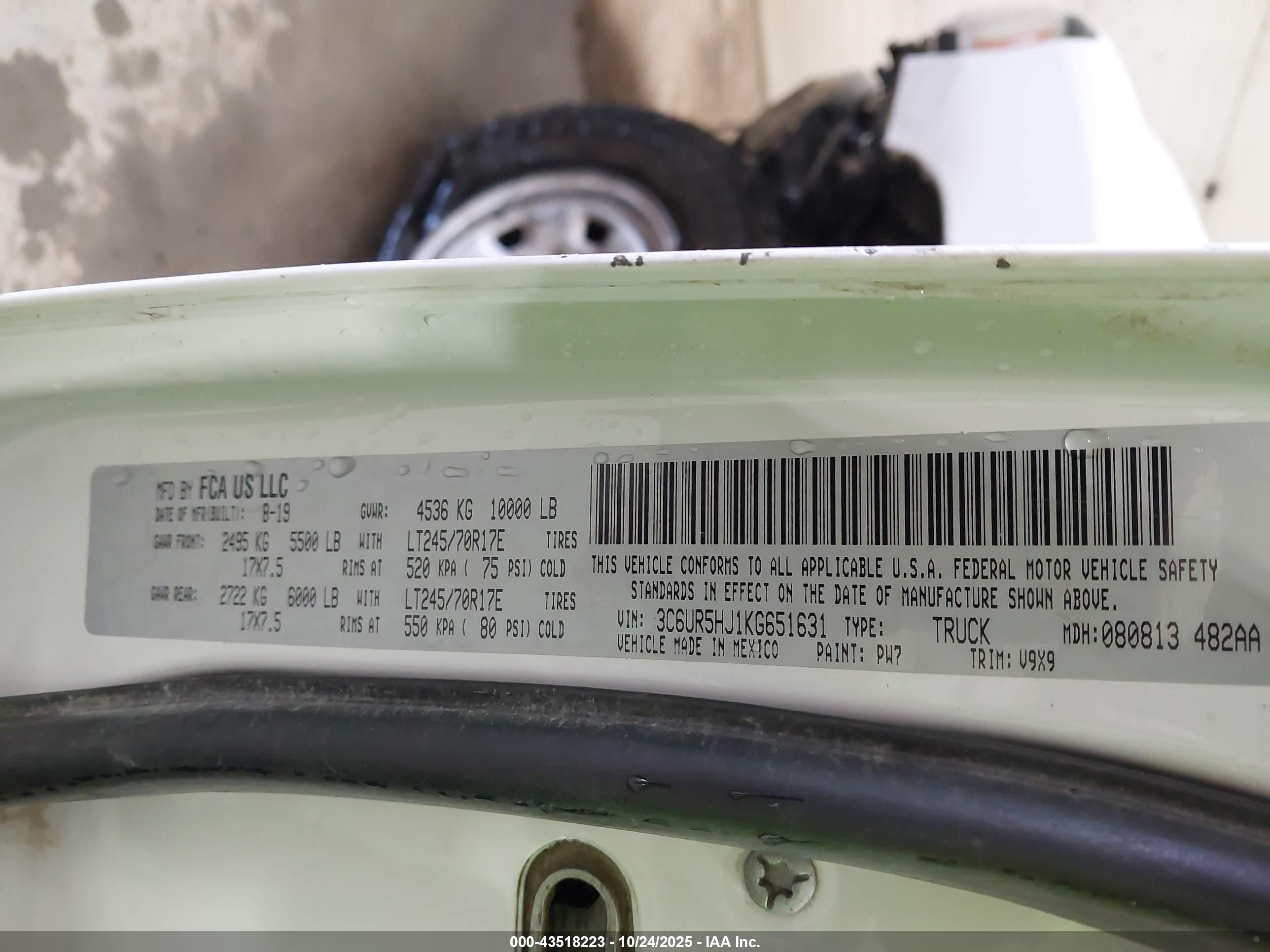 RAM 2500 image 9