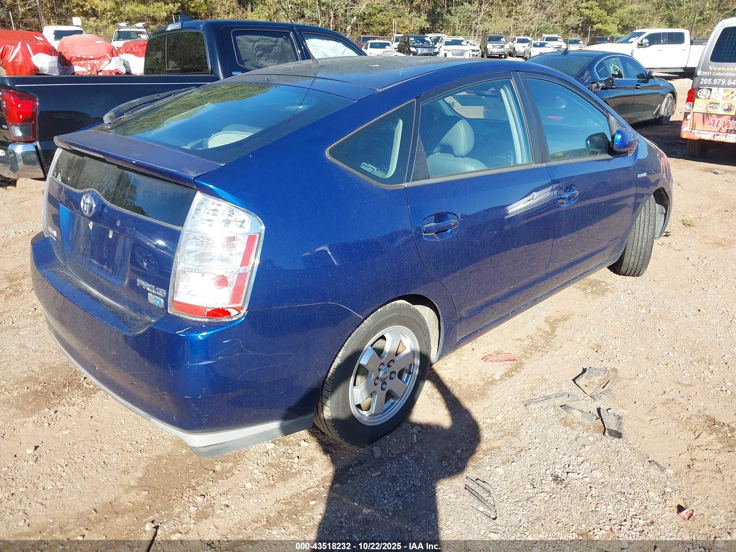 TOYOTA PRIUS image 4
