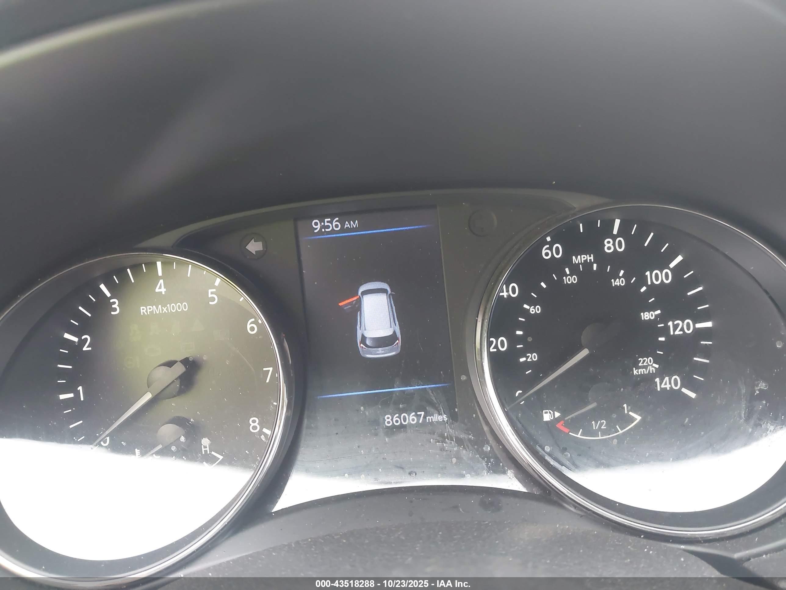 NISSAN ROGUE image 7