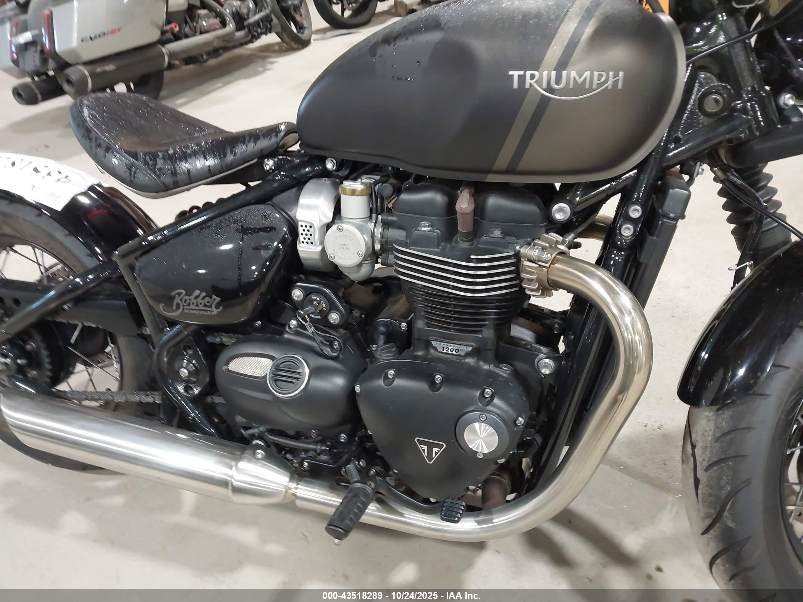 TRIUMPH MOTORCYCLE image 8