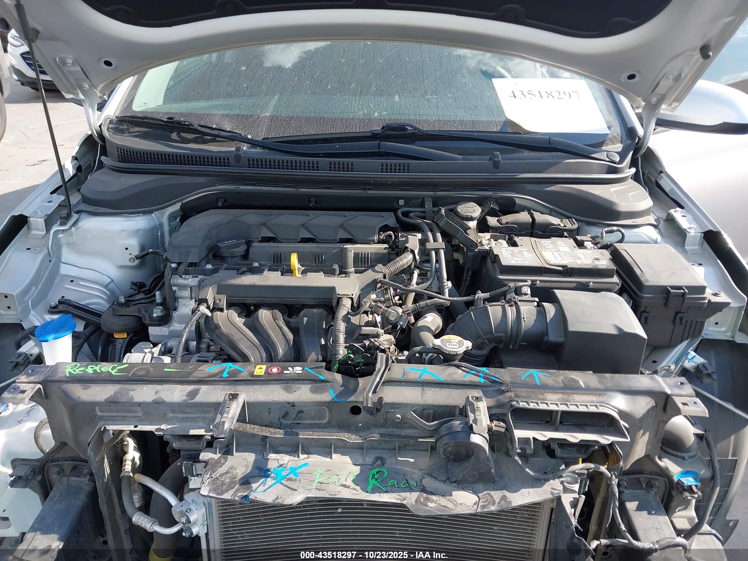 HYUNDAI ACCENT image 10