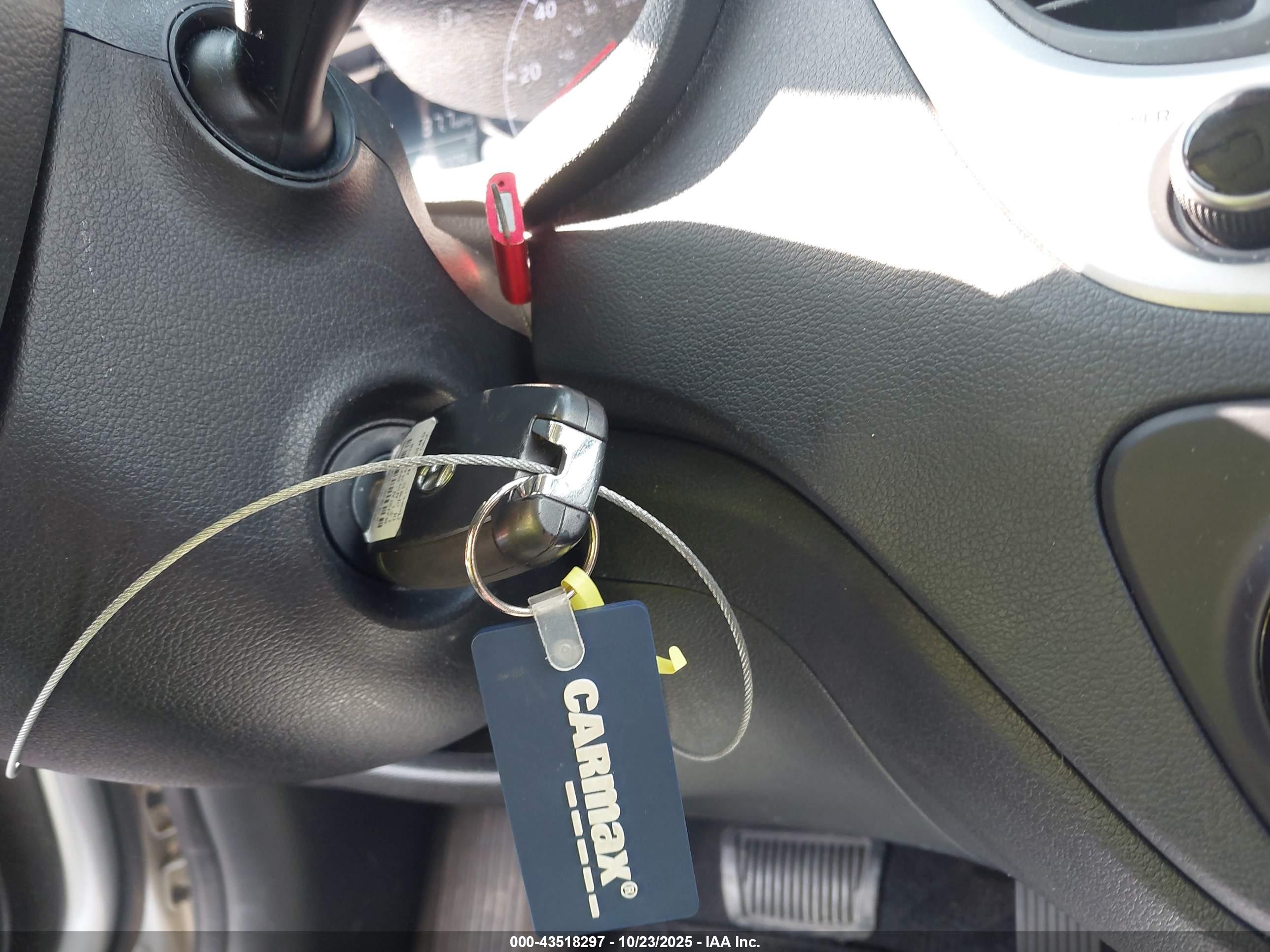 HYUNDAI ACCENT image 11