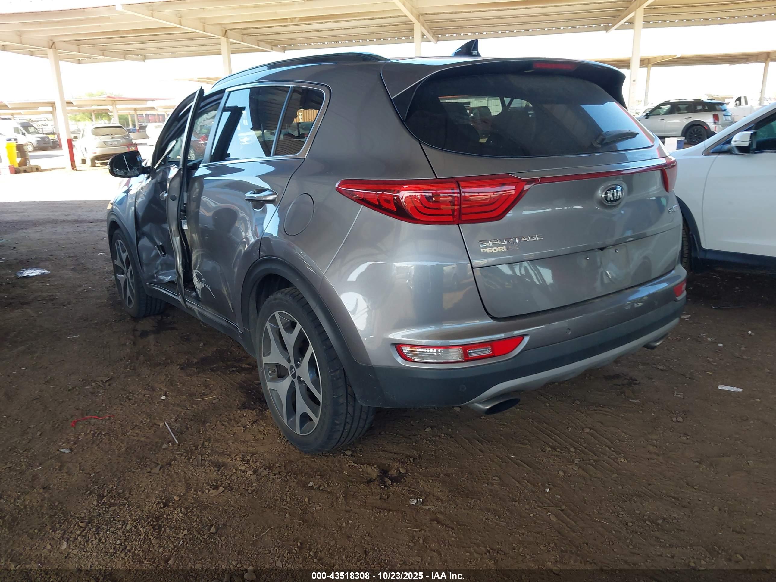 KIA SPORTAGE image 3