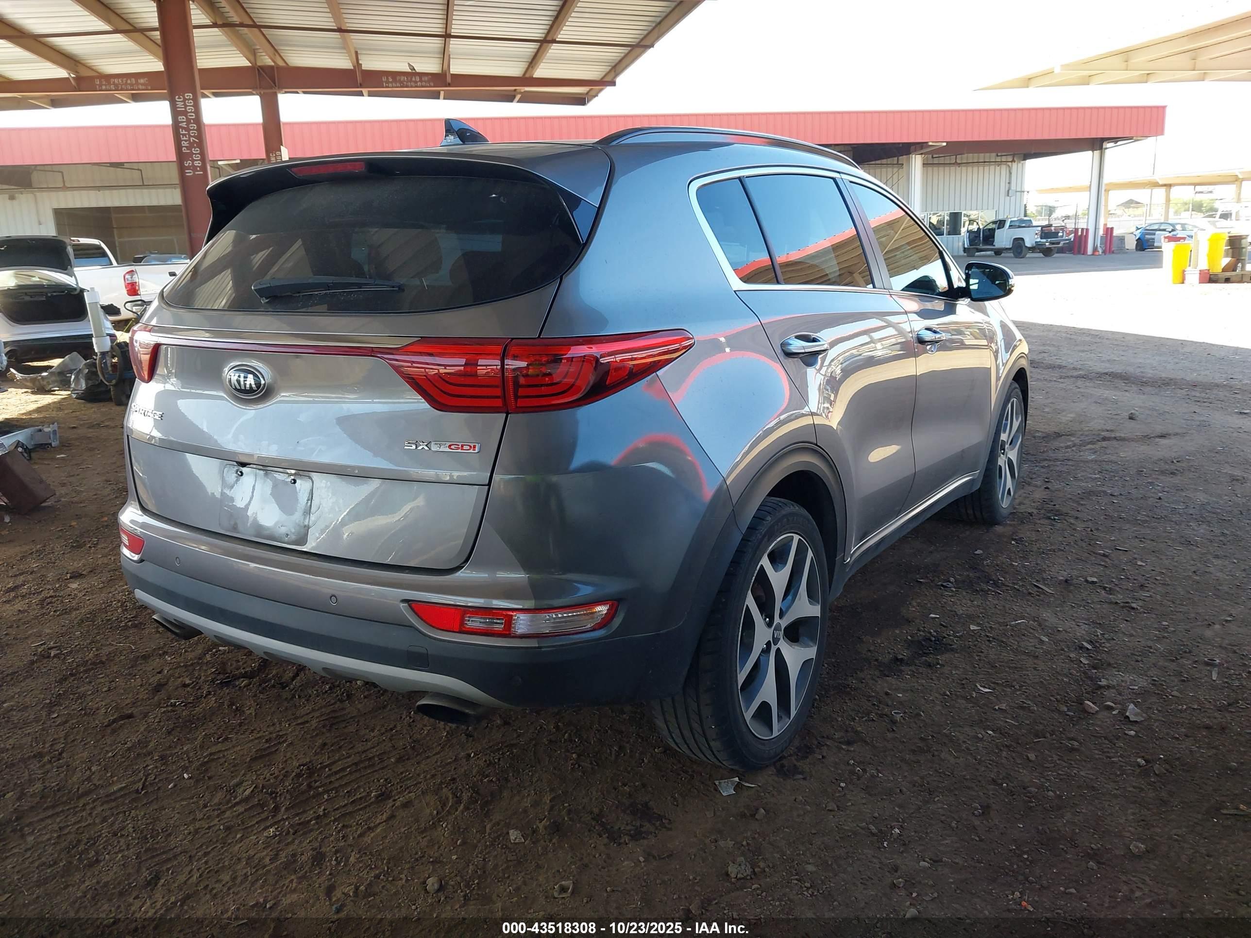 KIA SPORTAGE image 4