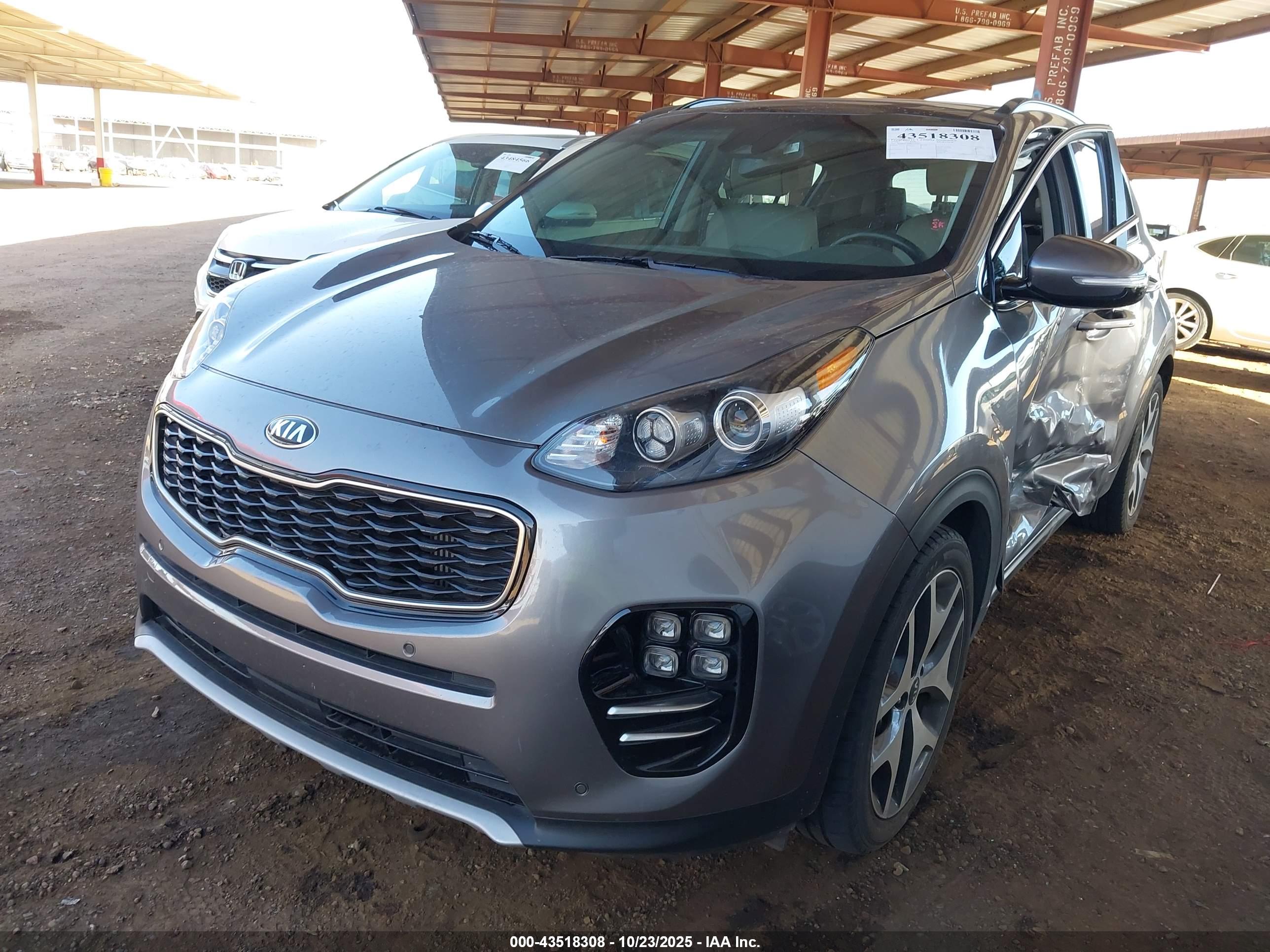 KIA SPORTAGE image 6