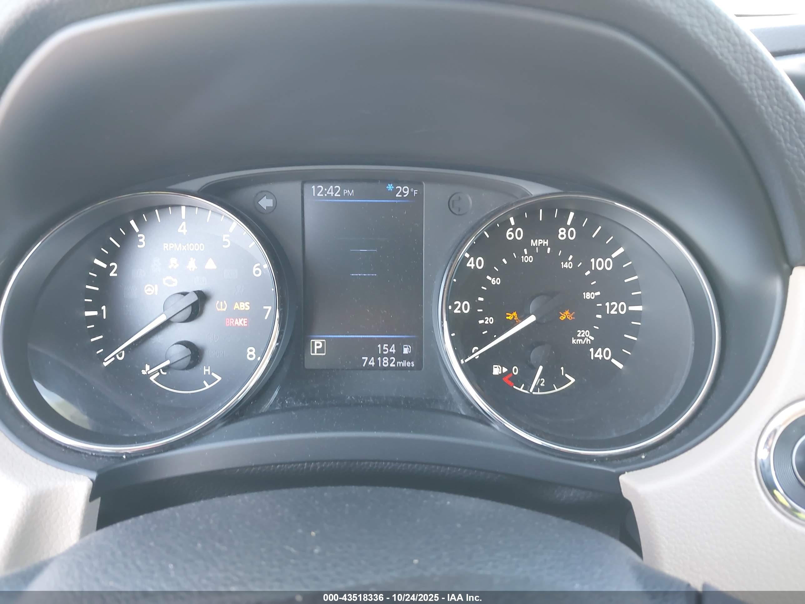 NISSAN ROGUE image 7