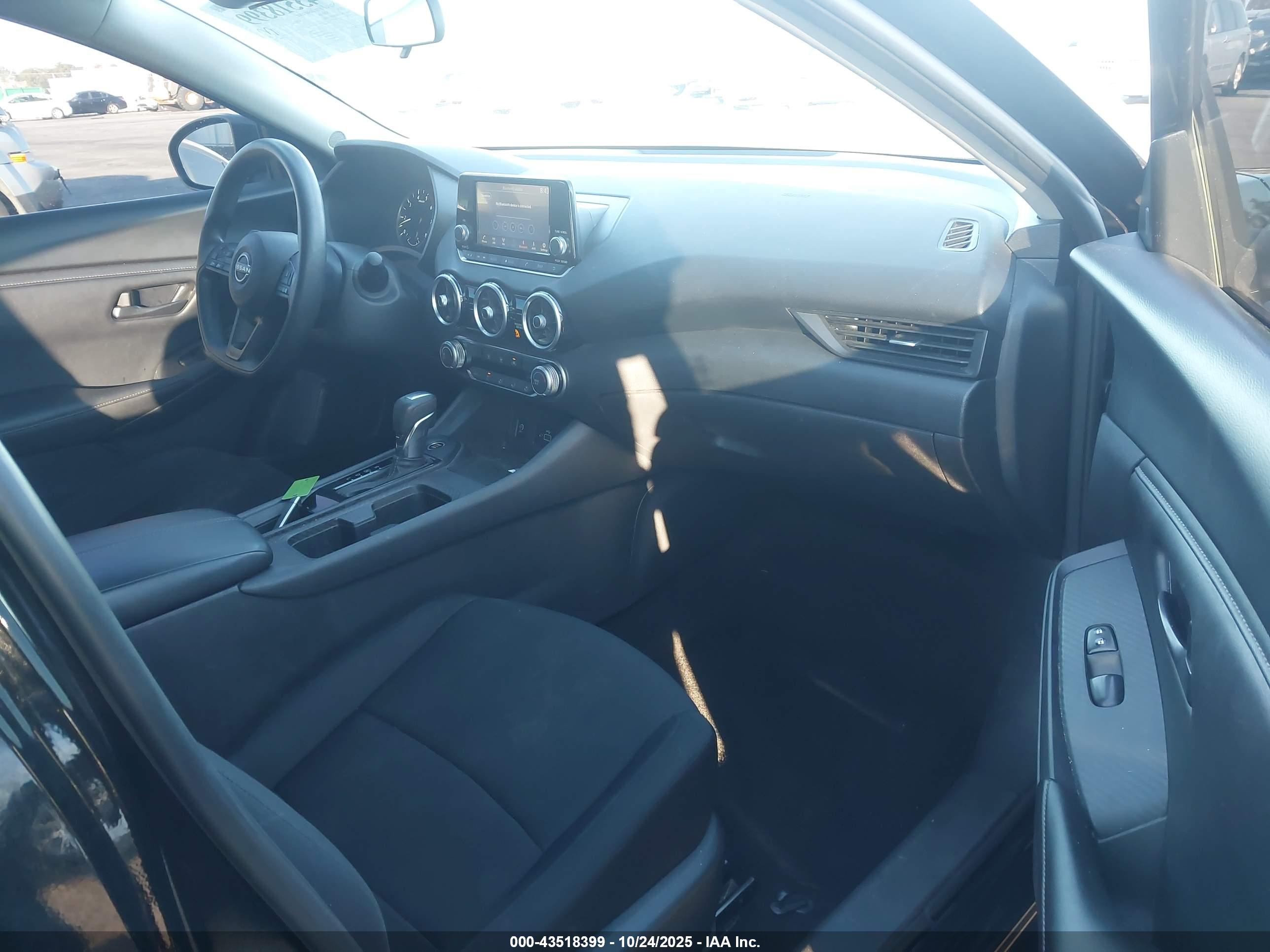 NISSAN SENTRA image 5