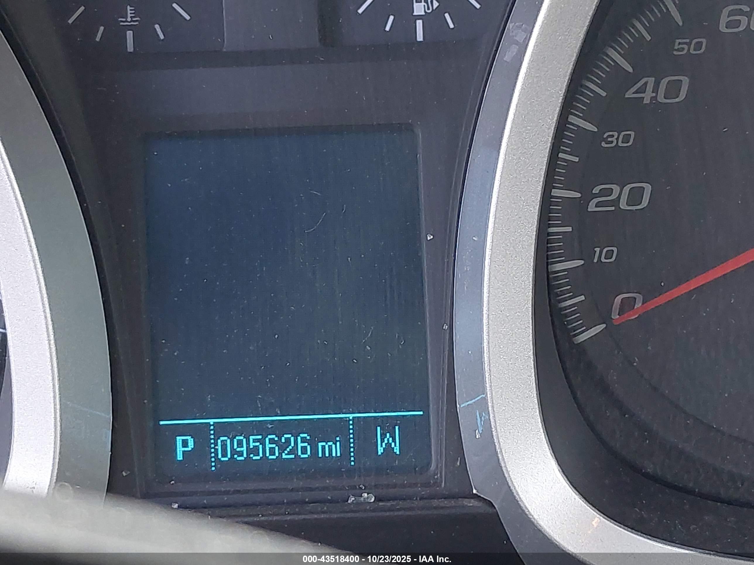 CHEVROLET EQUINOX image 7