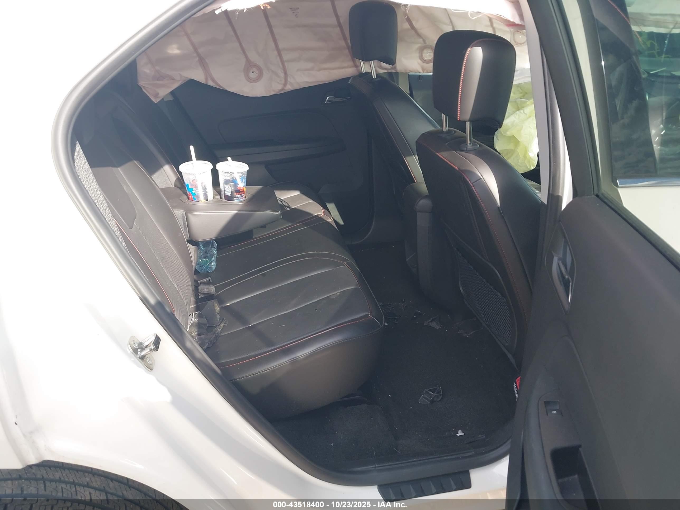 CHEVROLET EQUINOX image 8