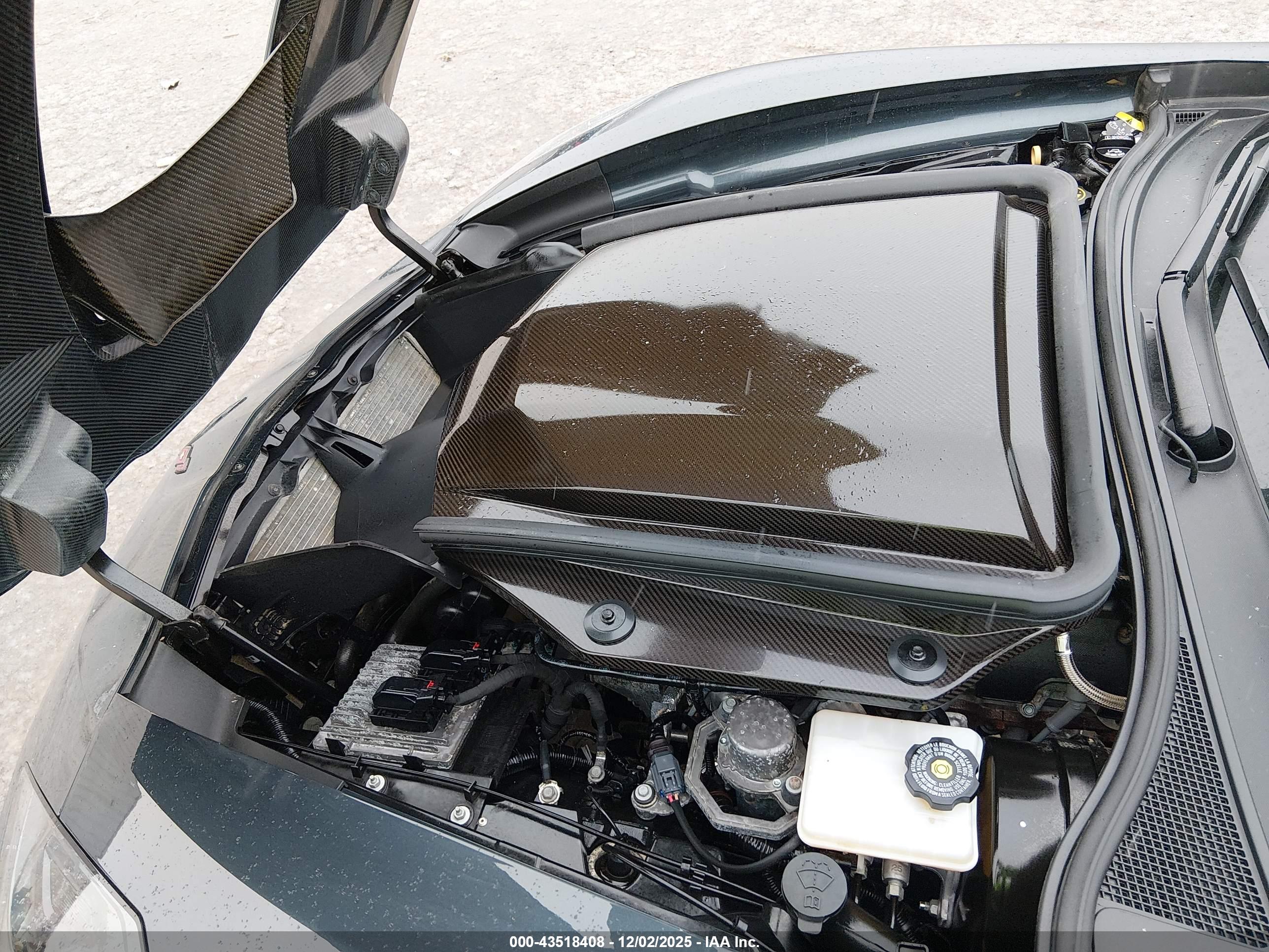 CHEVROLET CORVETTE image 10