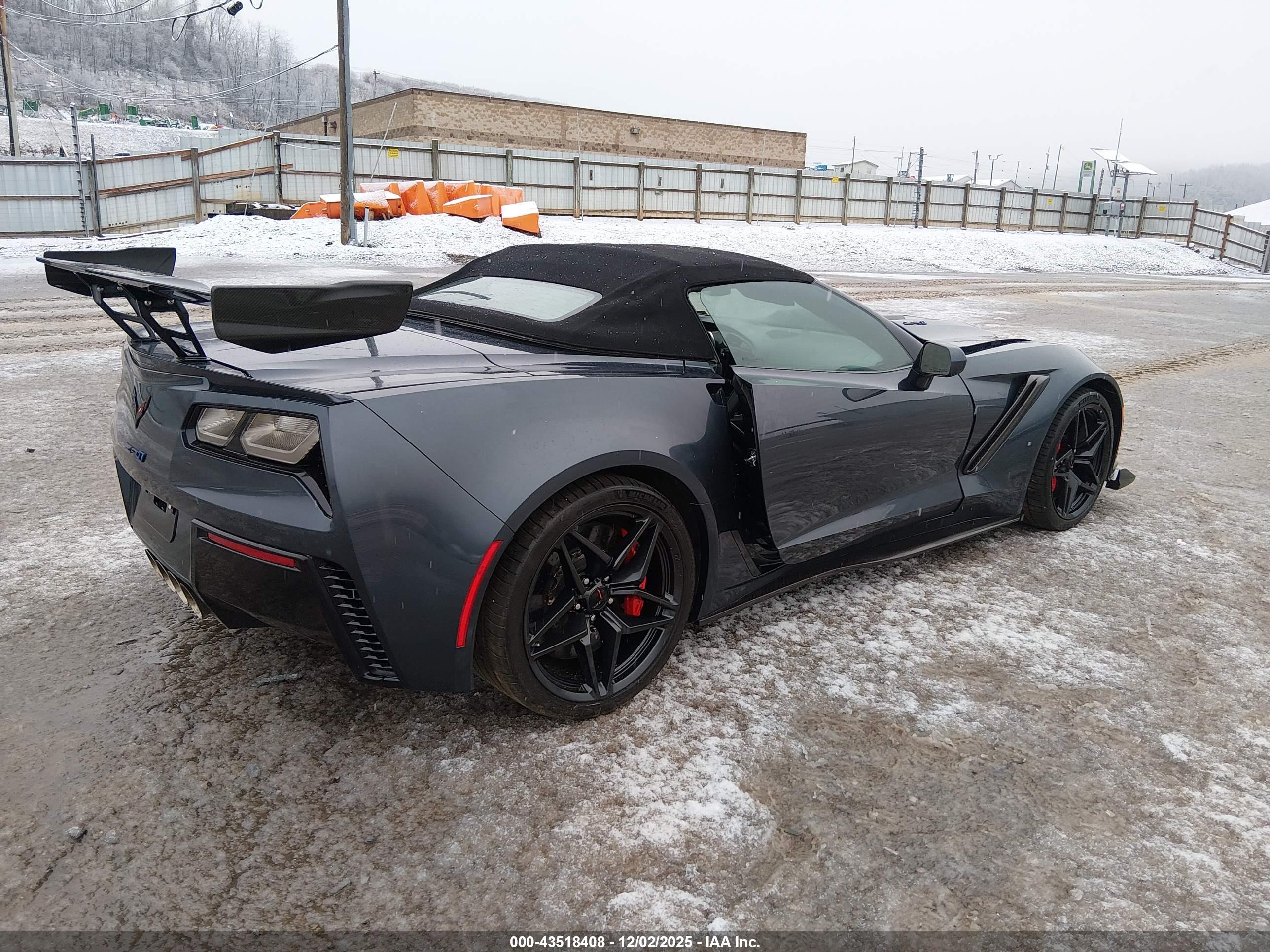 CHEVROLET CORVETTE image 4