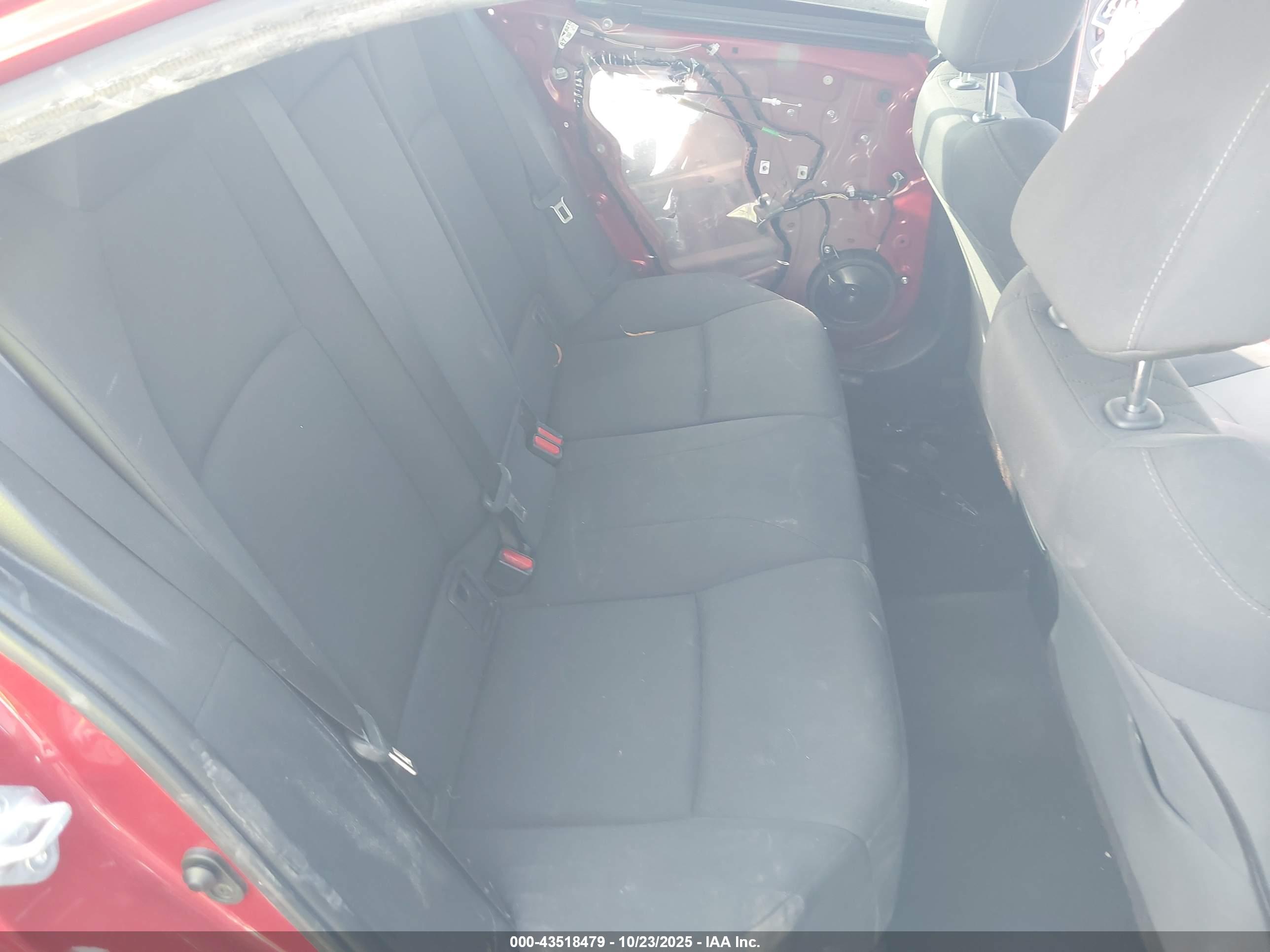 TOYOTA COROLLA image 8