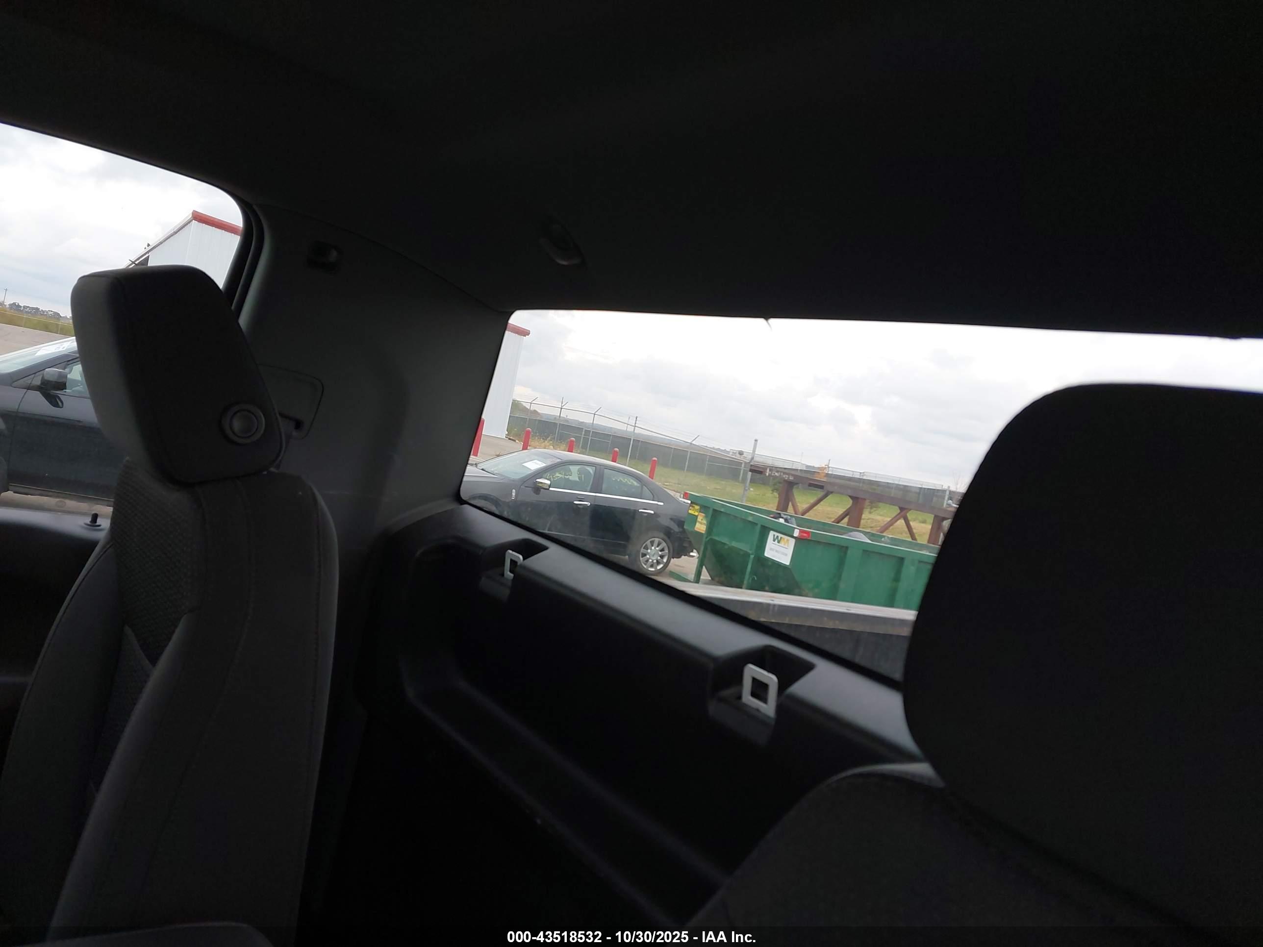 GMC SIERRA image 8