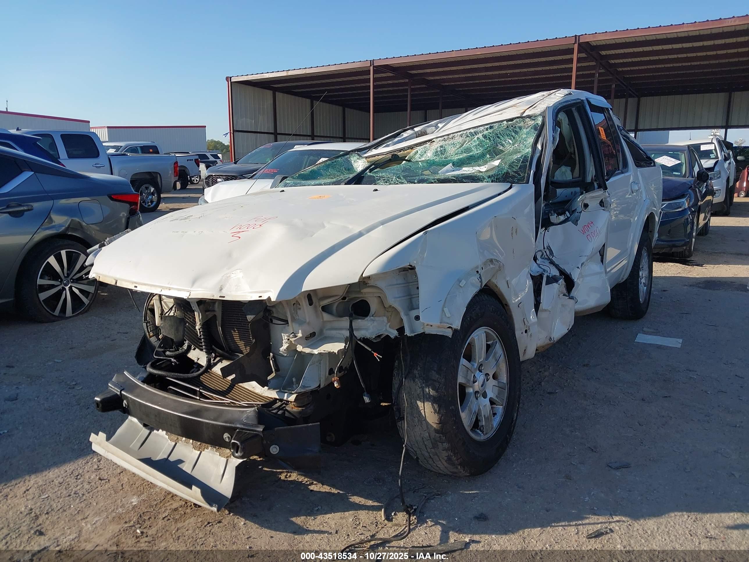 FORD EXPLORER image 2