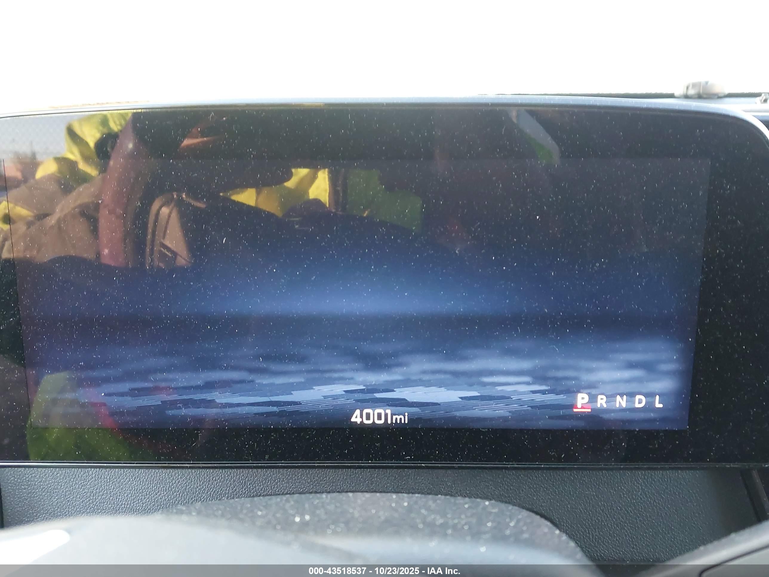 CHEVROLET TRAVERSE image 7