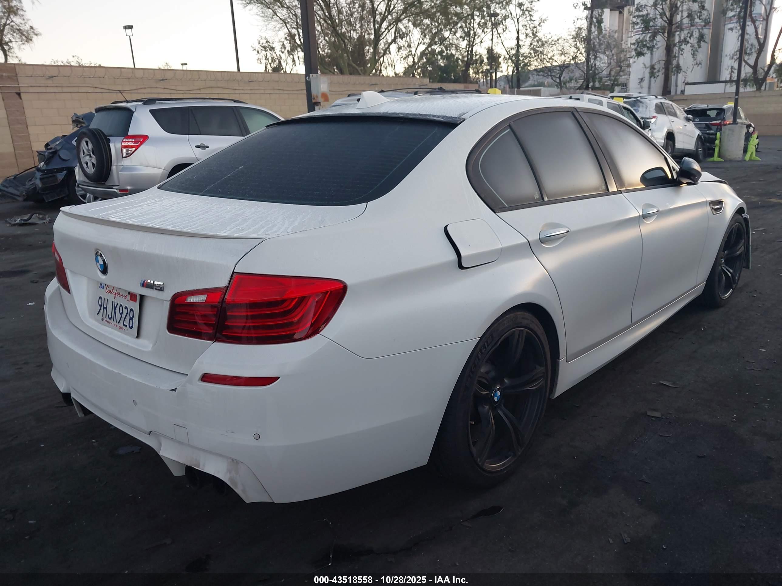 BMW M5 image 4