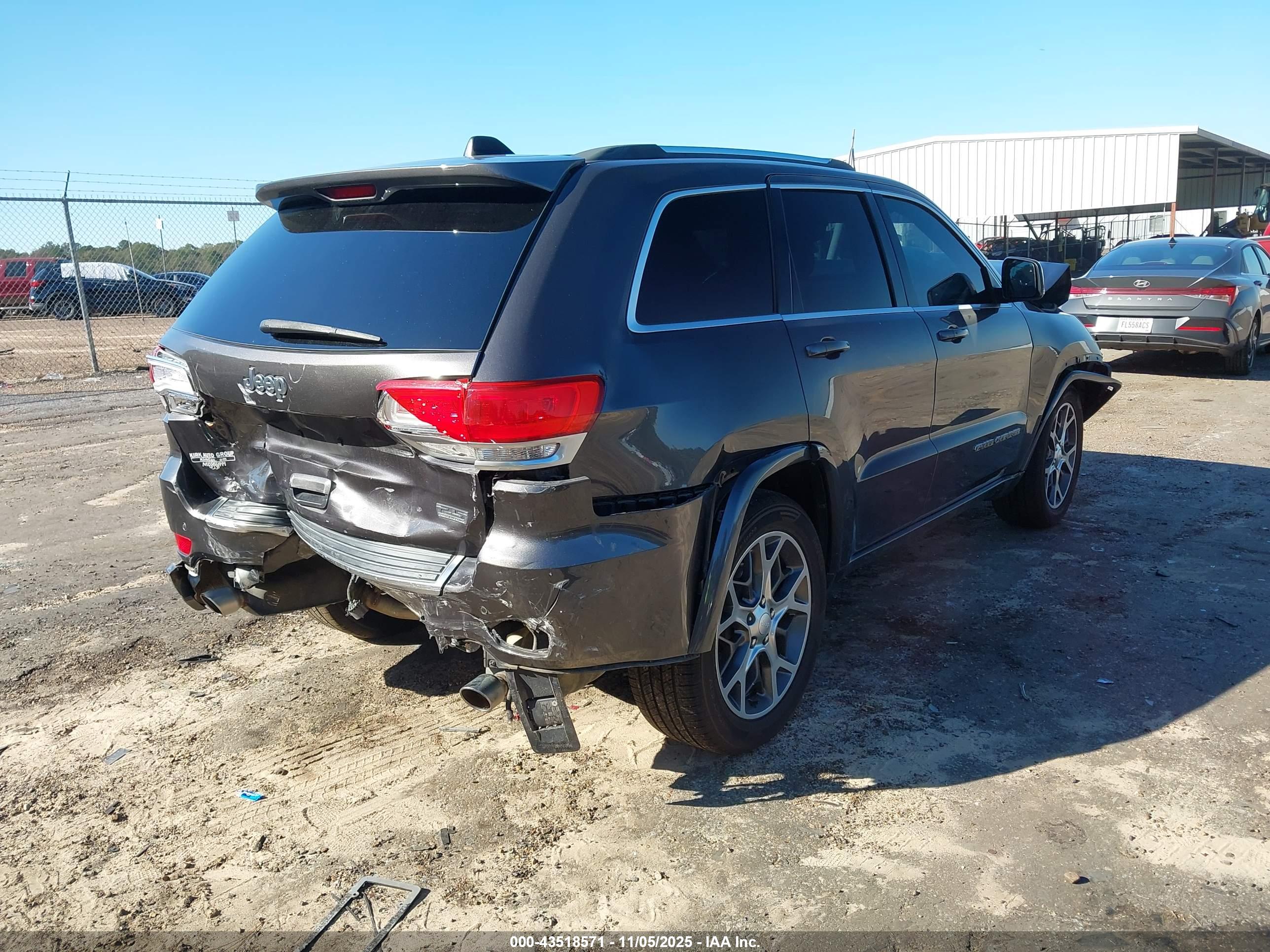 JEEP GRAND image 4