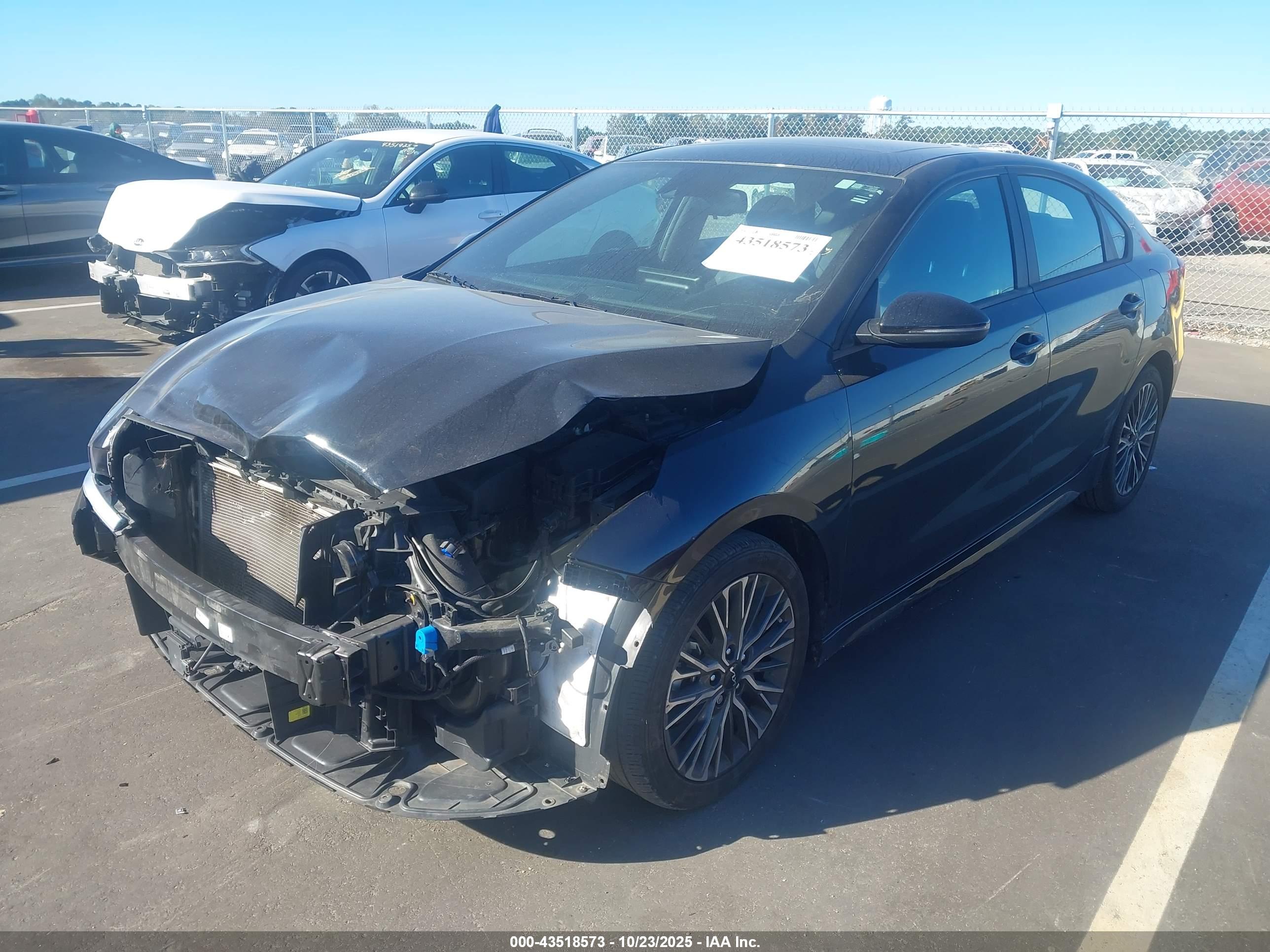KIA FORTE image 2