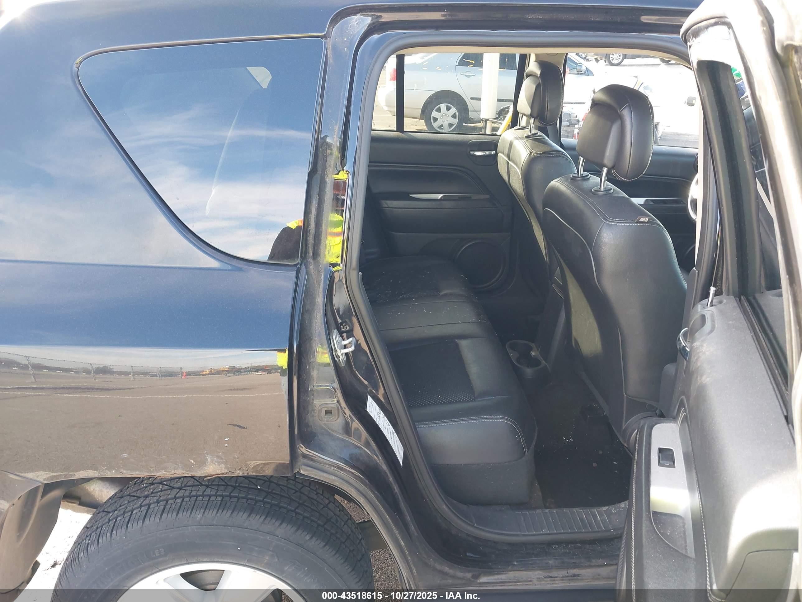 JEEP COMPASS image 8