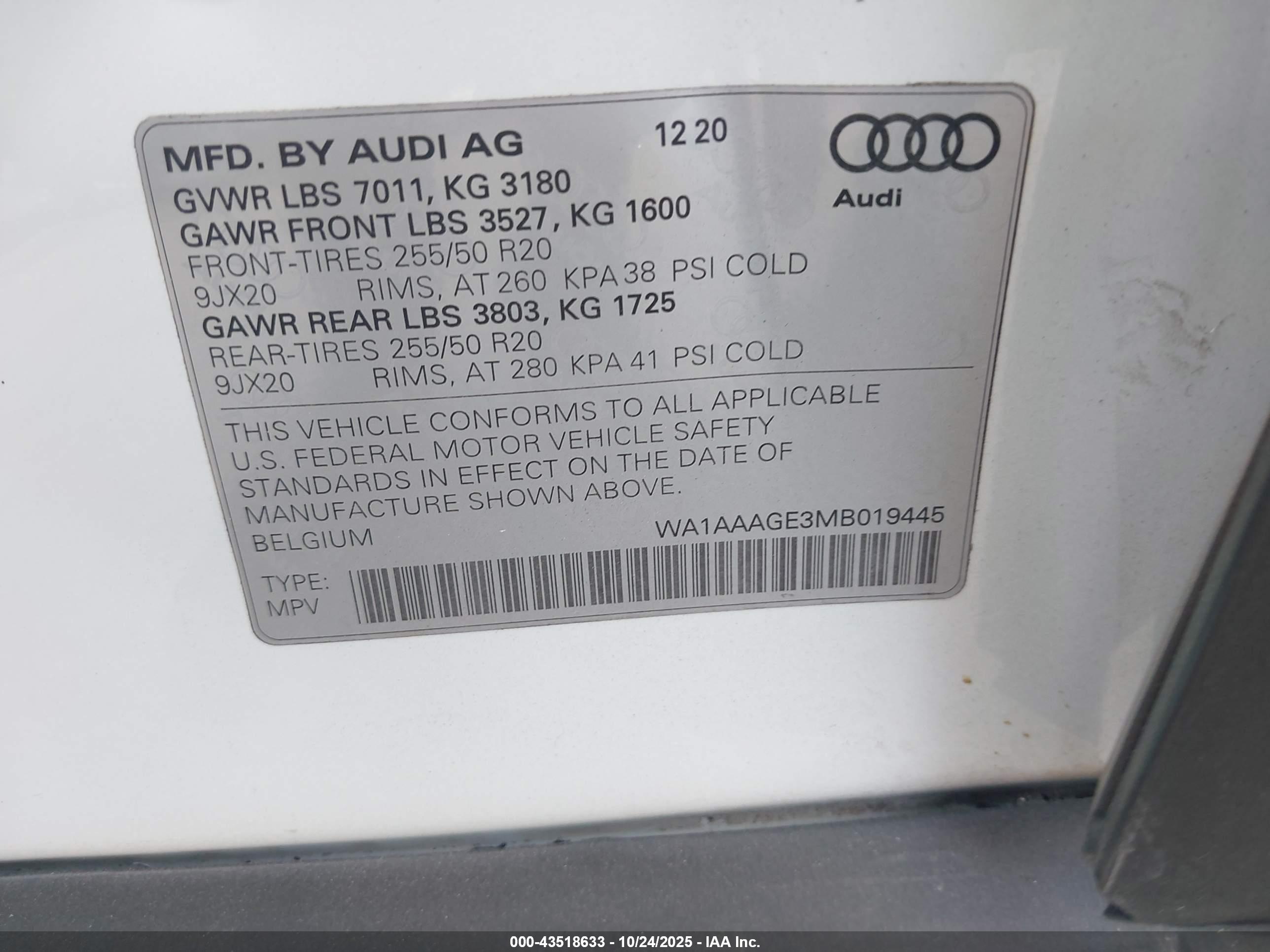 AUDI E-TRON image 9