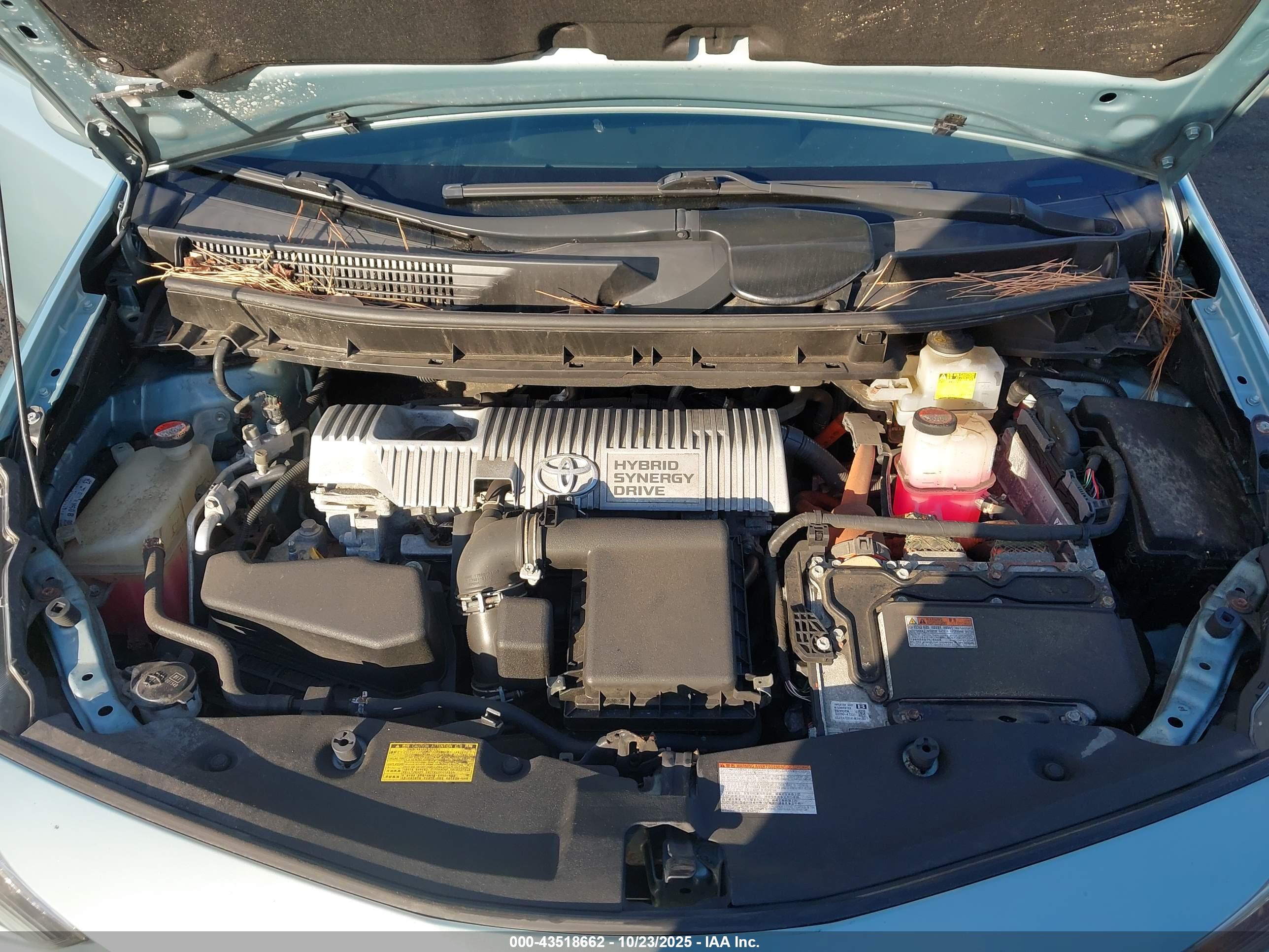 TOYOTA PRIUS image 10