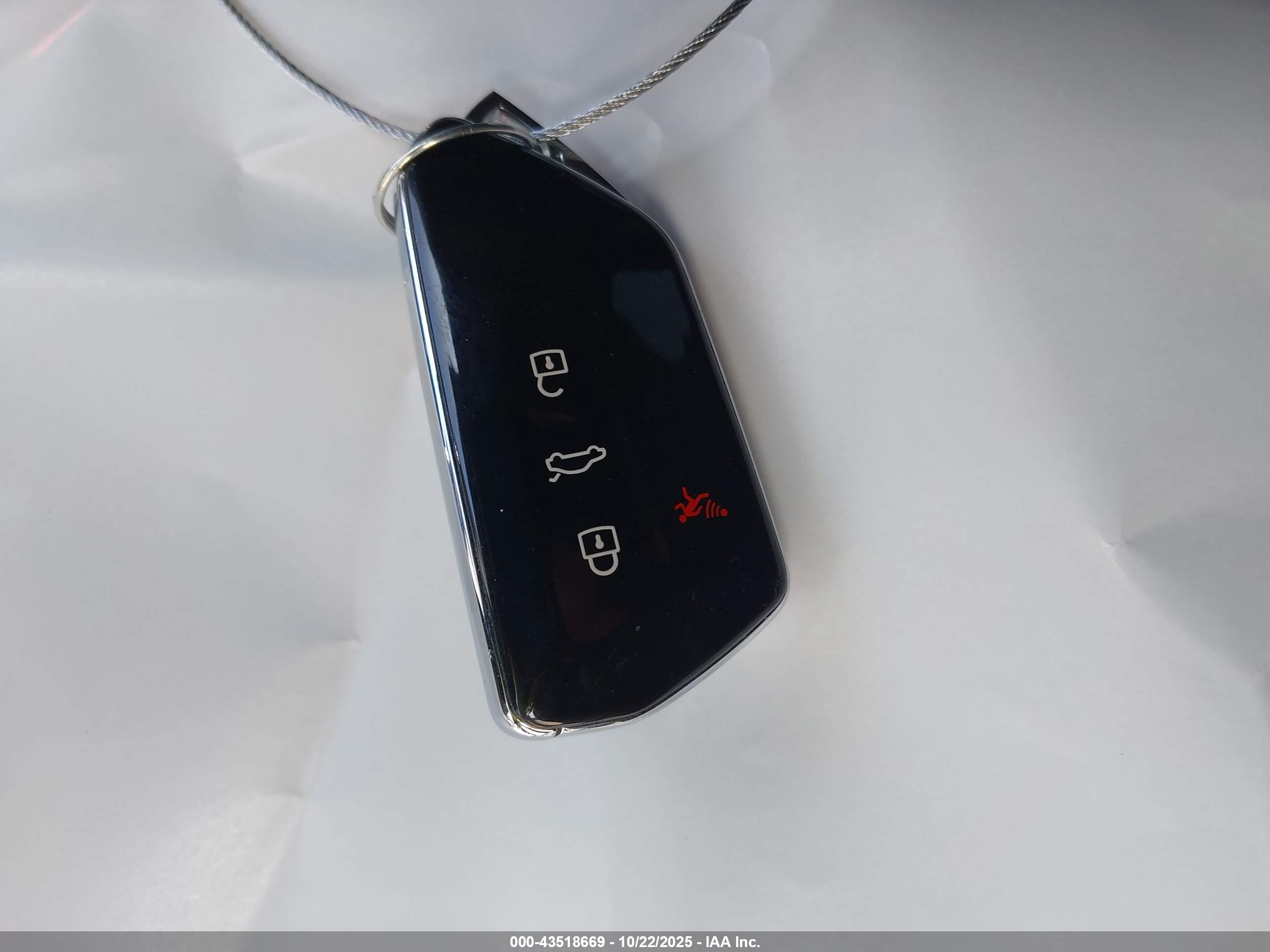 VOLKSWAGEN GOLF image 11