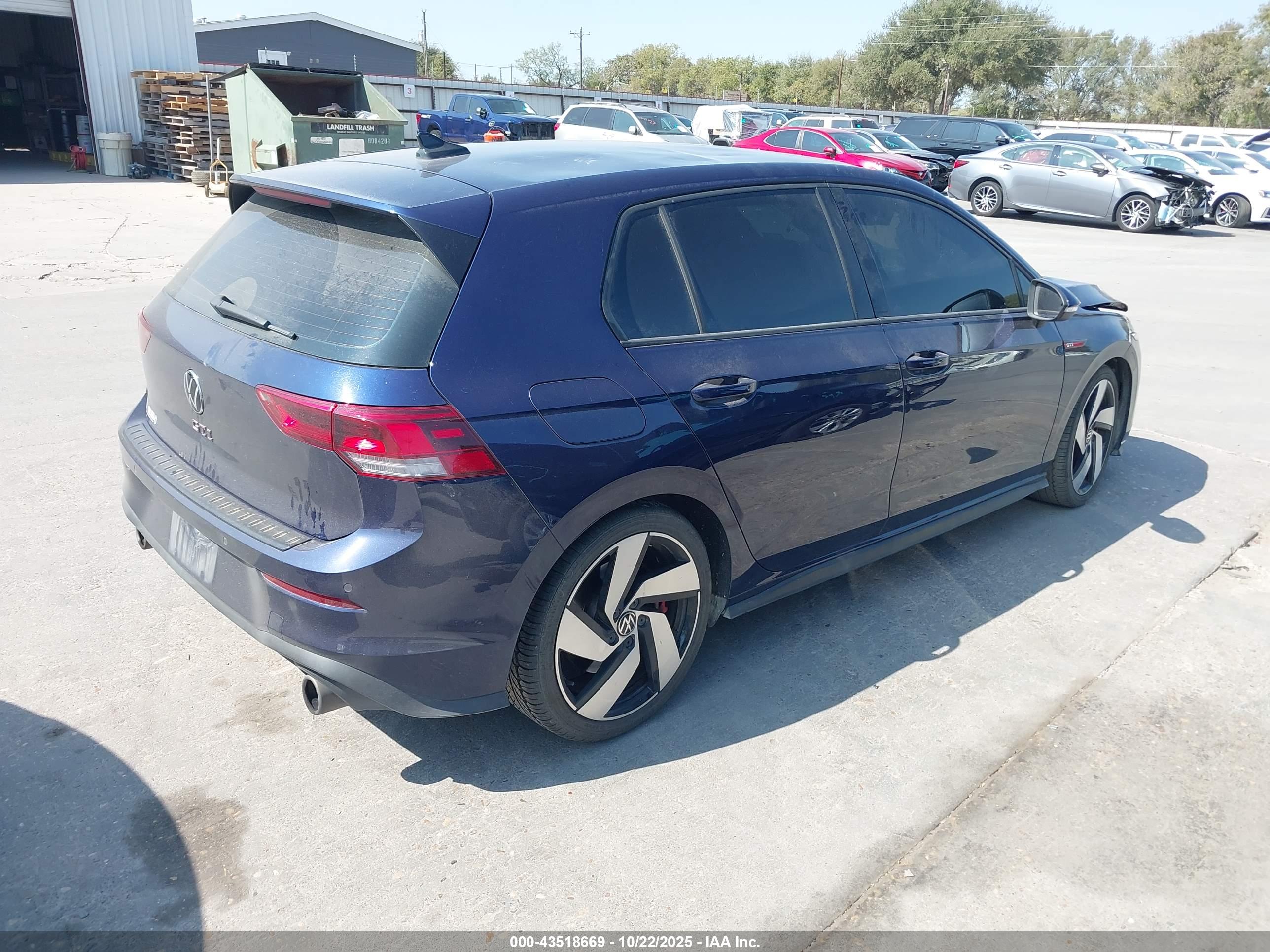 VOLKSWAGEN GOLF image 4