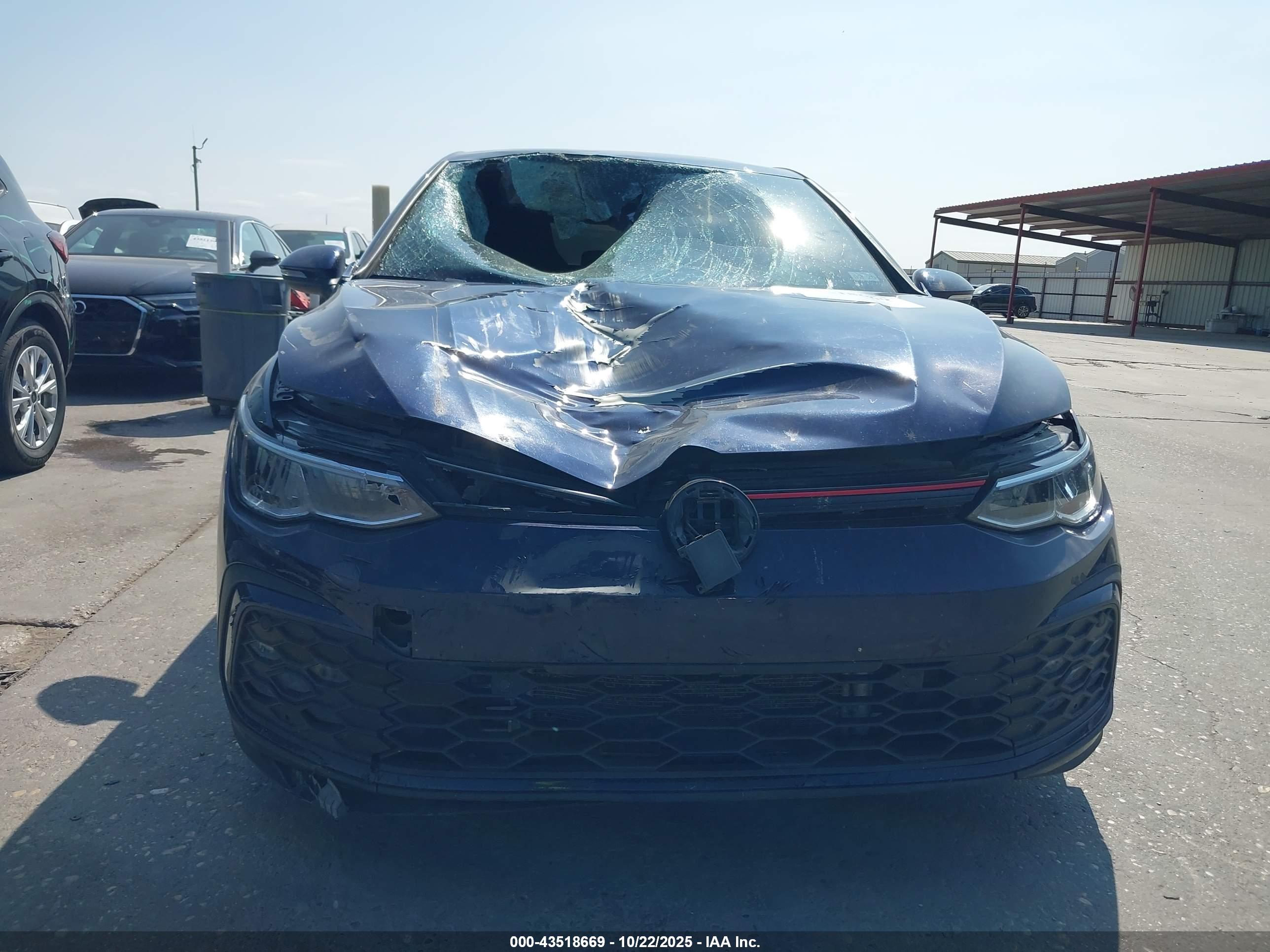 VOLKSWAGEN GOLF image 6