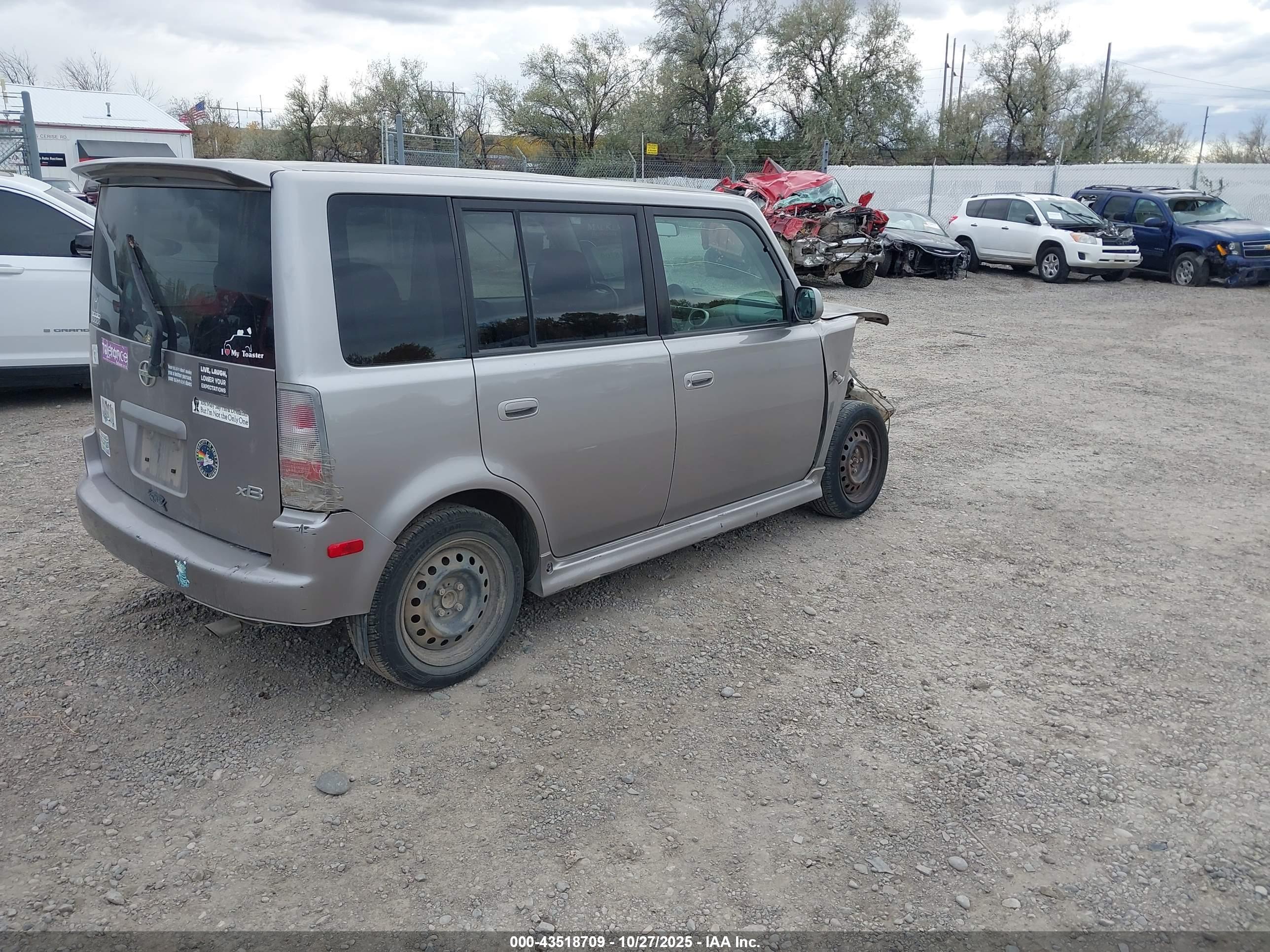 SCION XB image 4