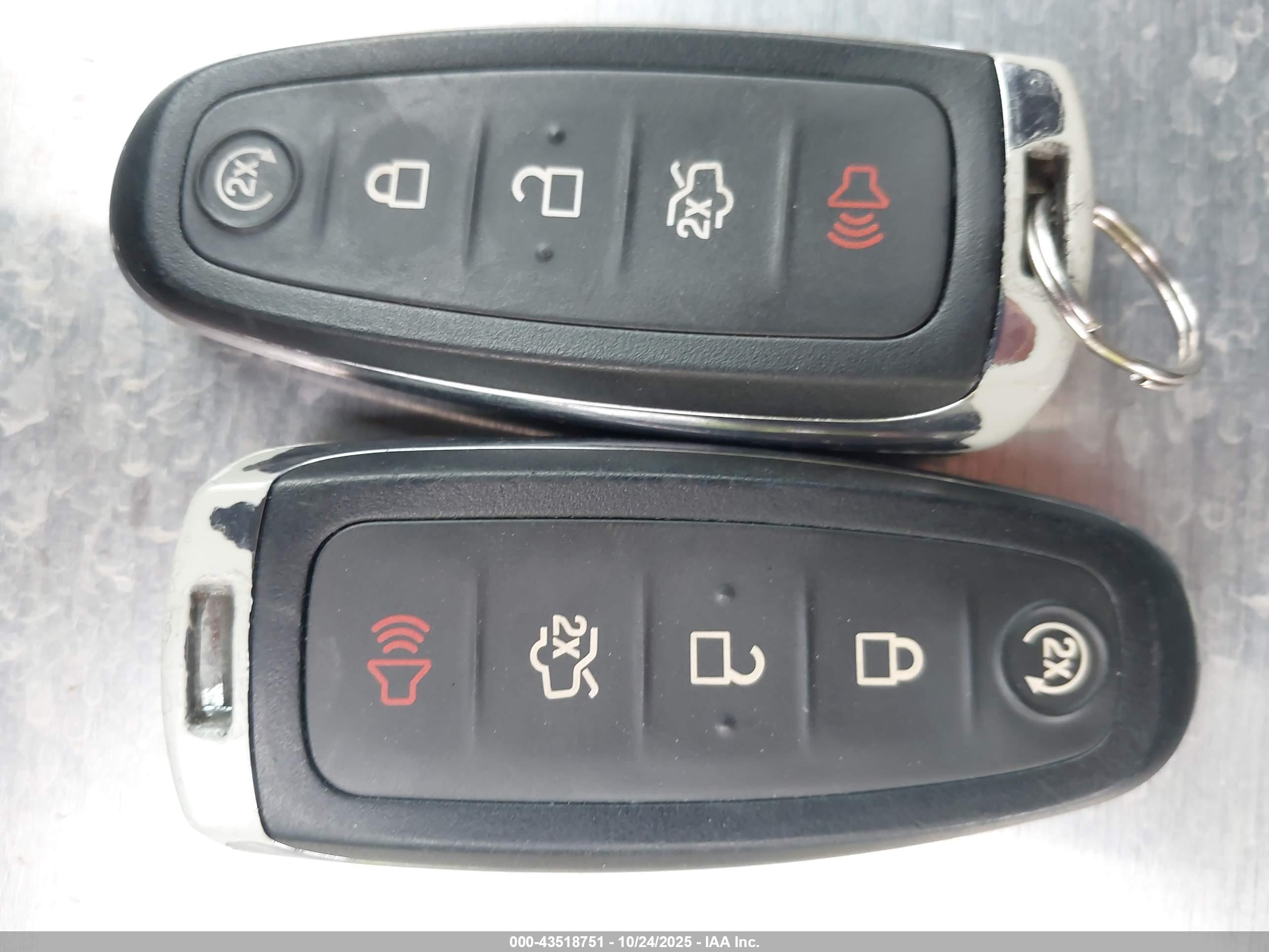 FORD EXPEDITION image 11
