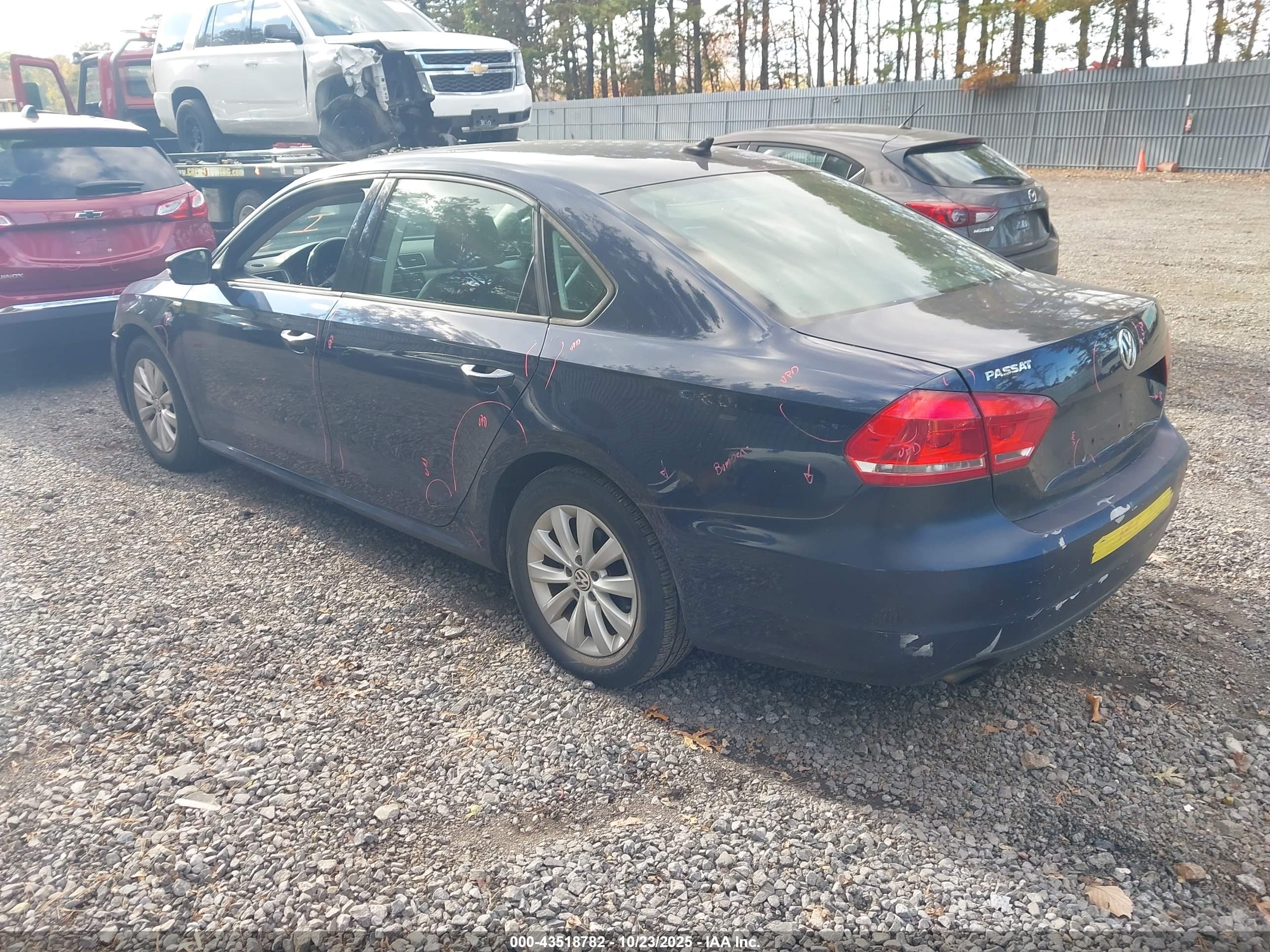VOLKSWAGEN PASSAT image 3