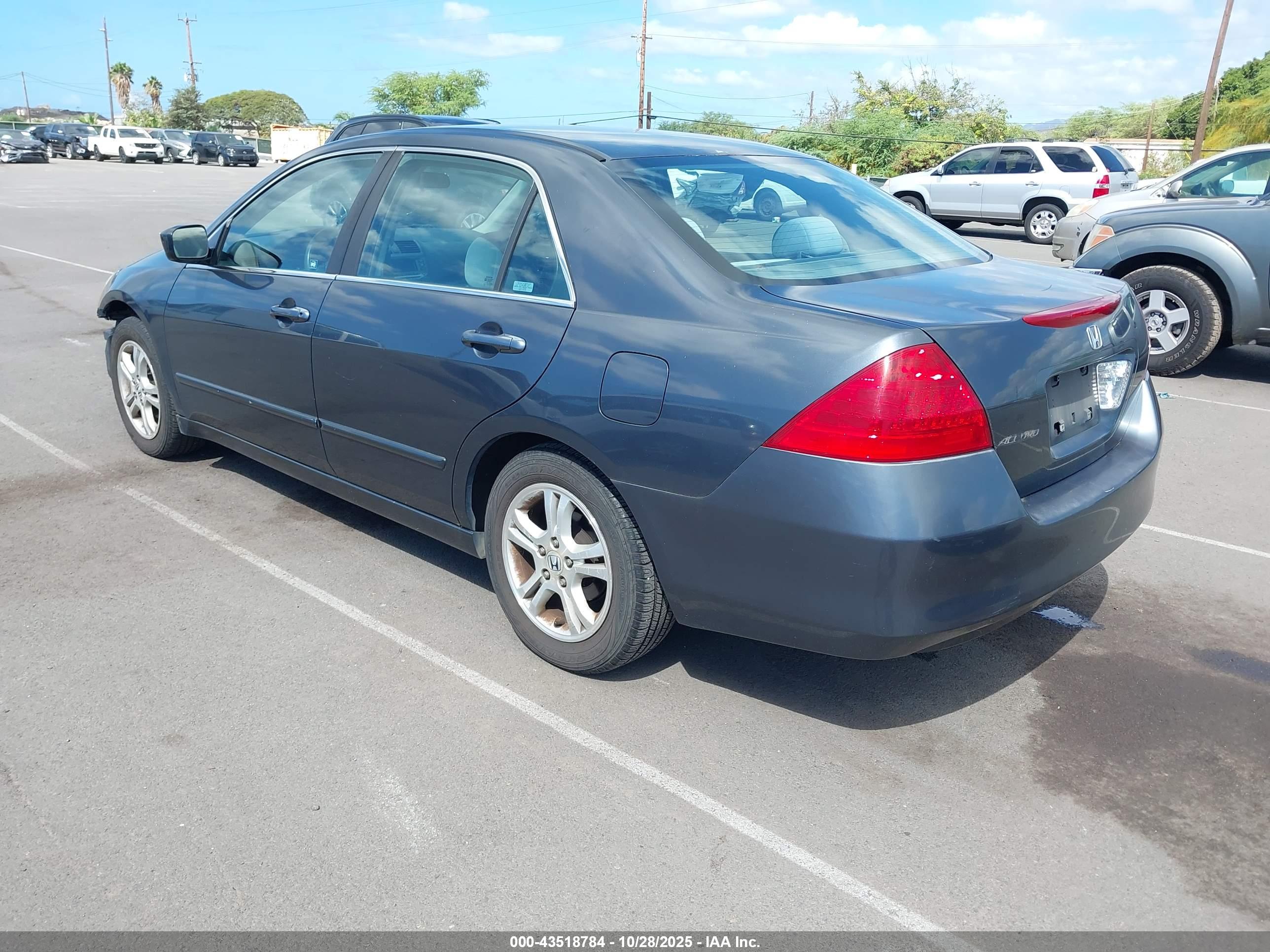 HONDA ACCORD image 3