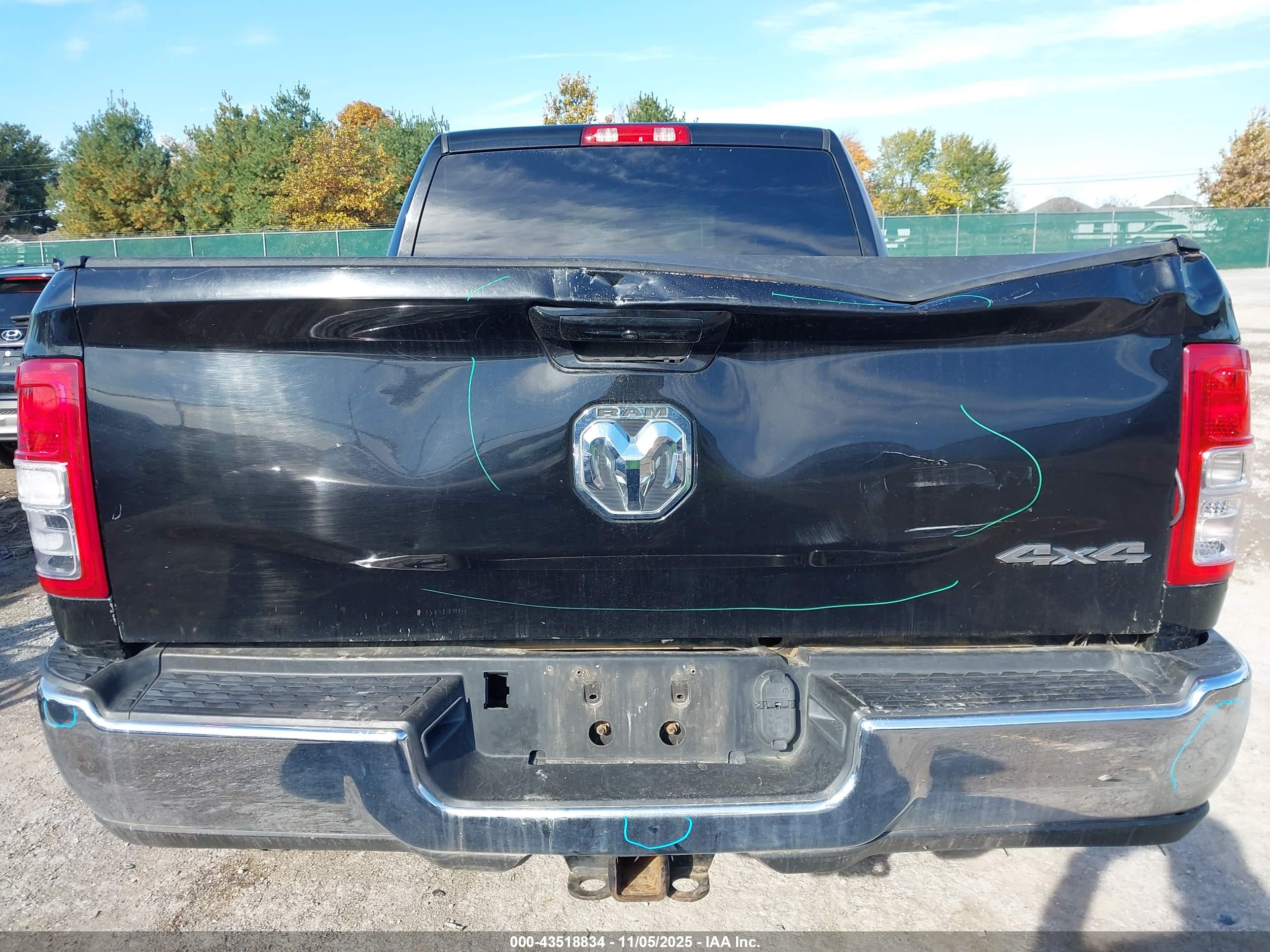 RAM 2500 image 6