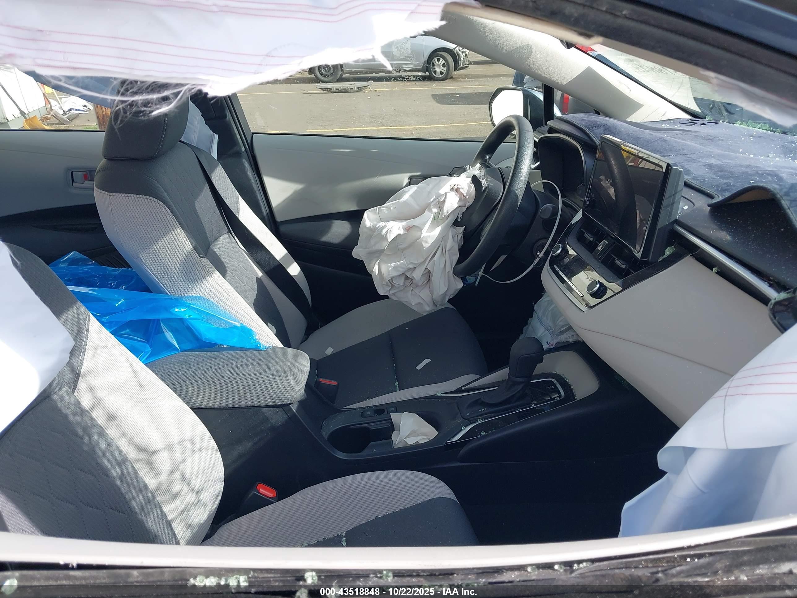 TOYOTA COROLLA image 5