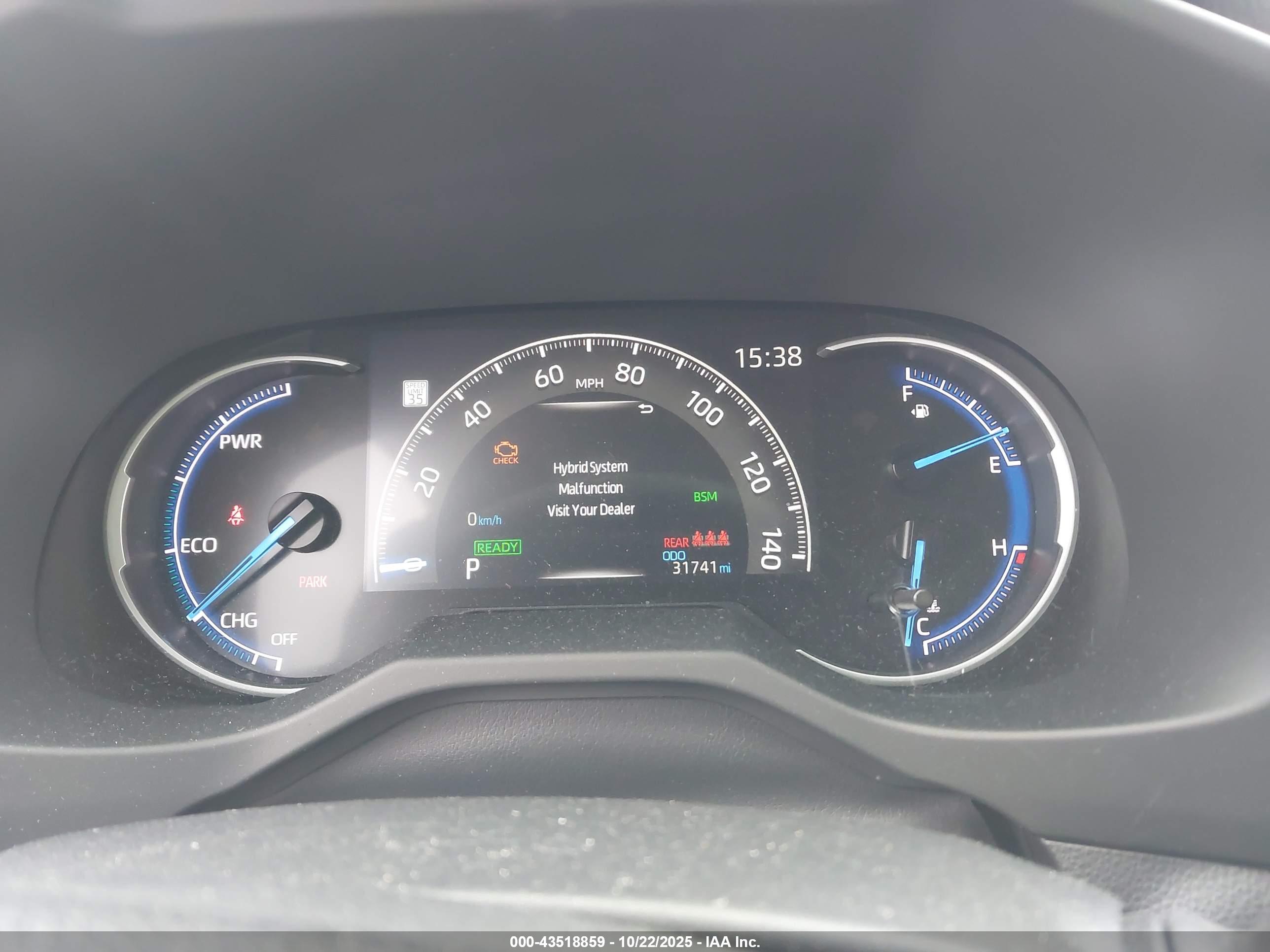 TOYOTA RAV4 image 7