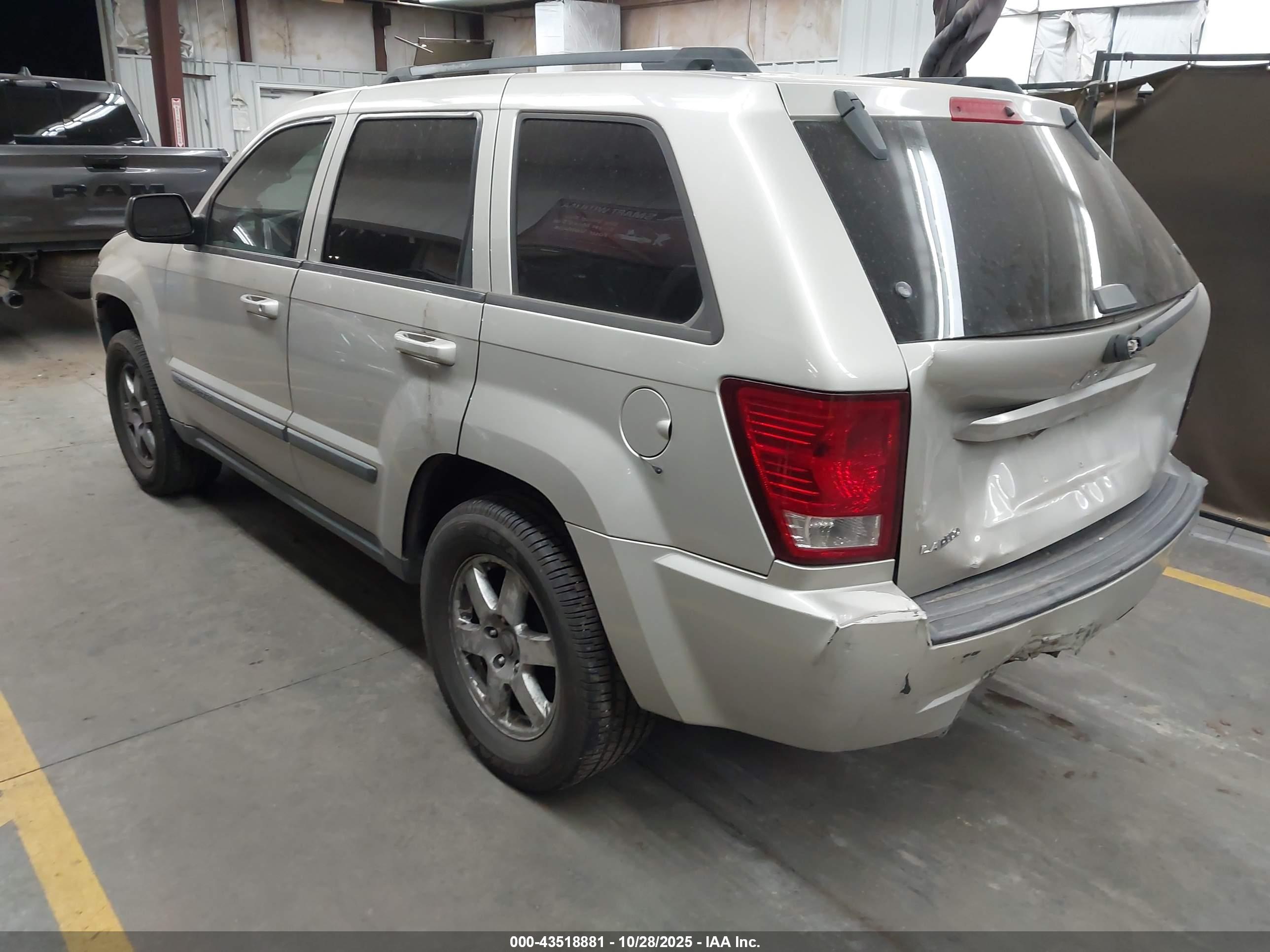 JEEP GRAND image 3