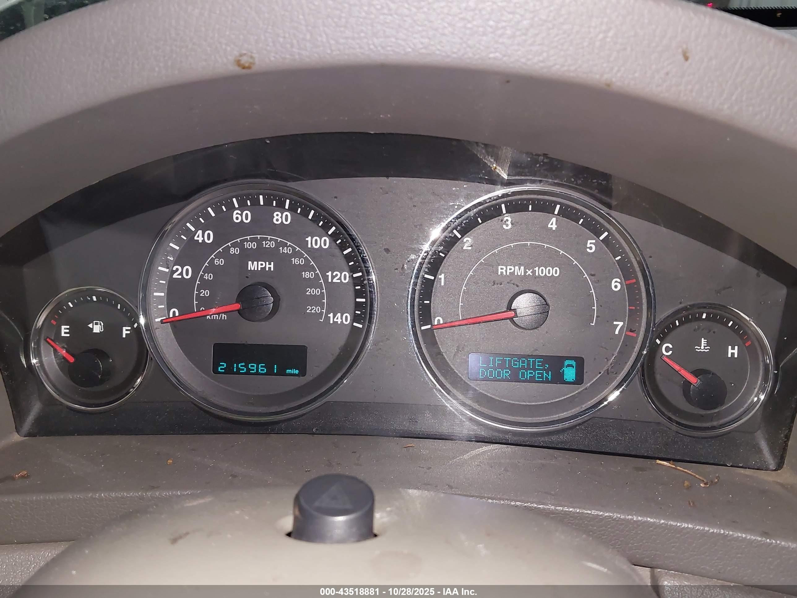JEEP GRAND image 7
