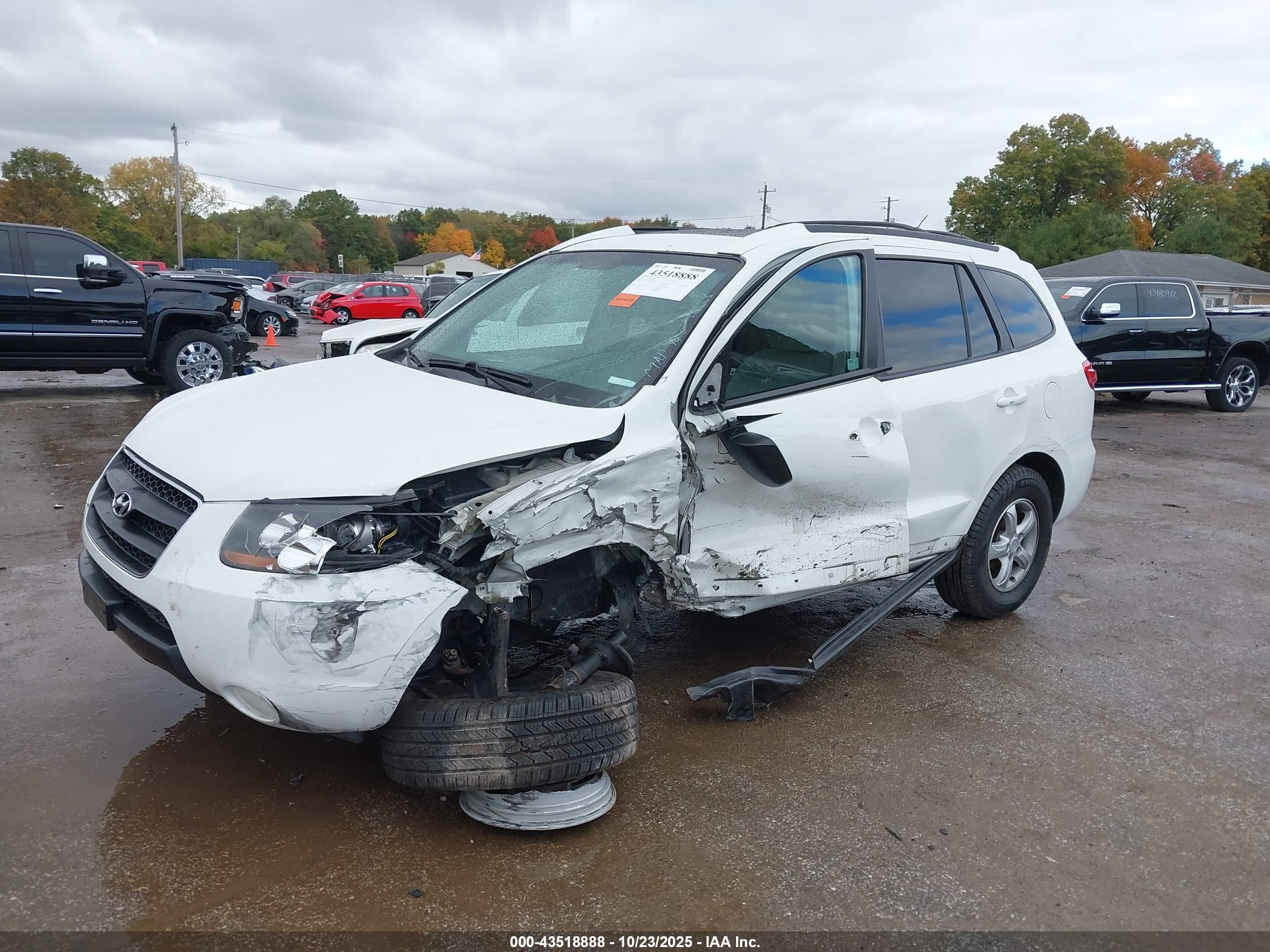 HYUNDAI SANTA image 6