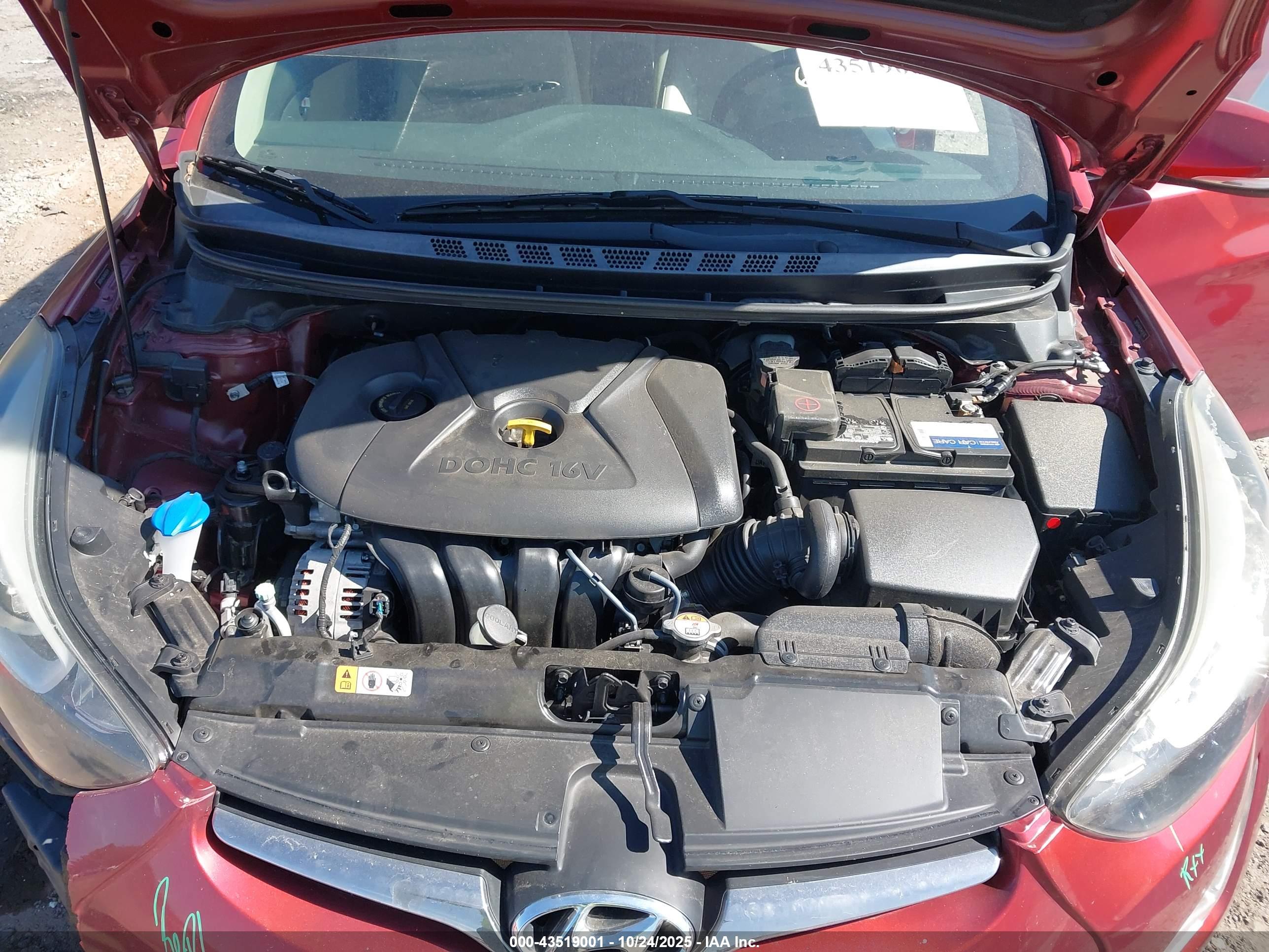 HYUNDAI ELANTRA image 10