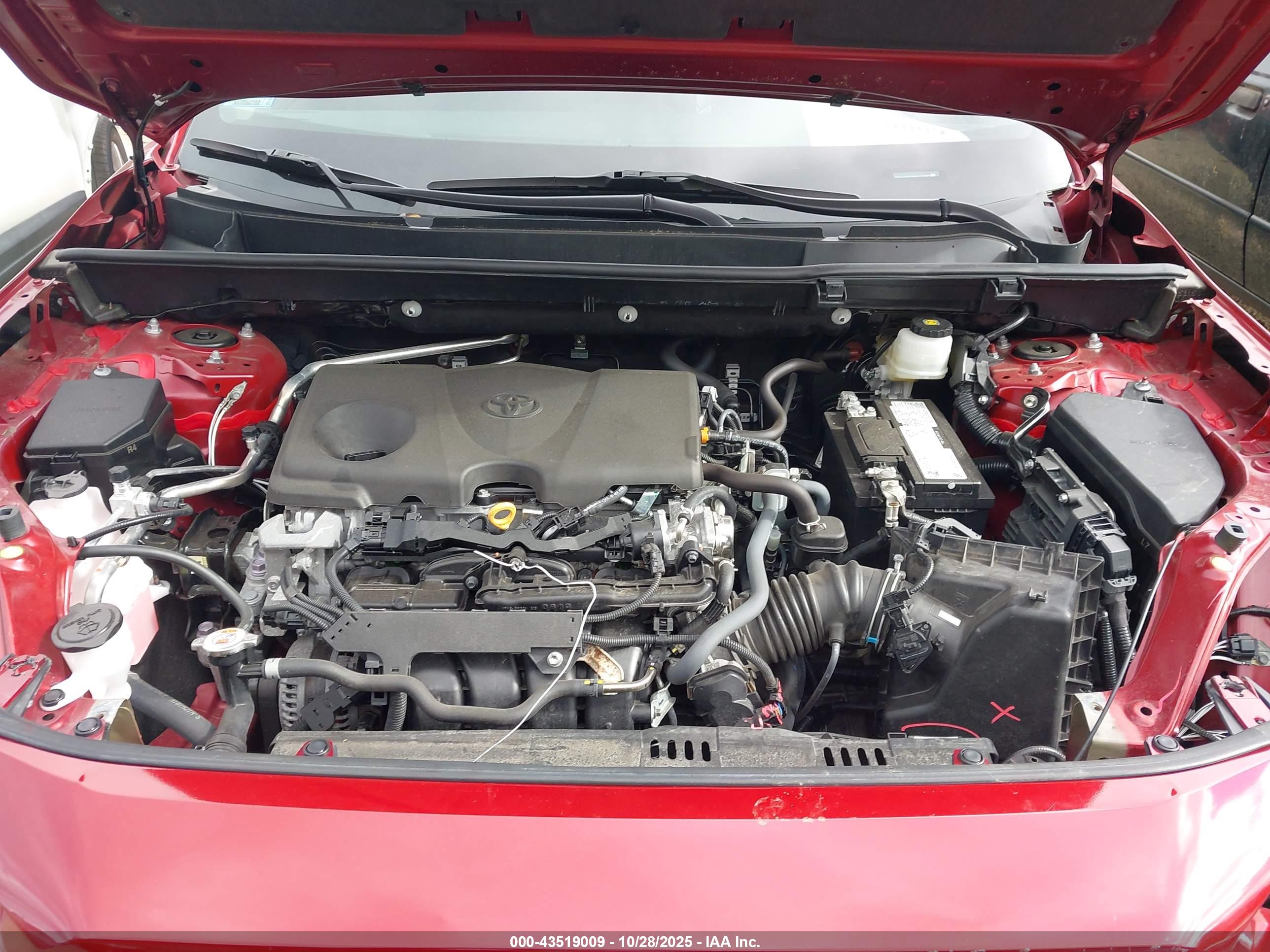 TOYOTA RAV4 image 10