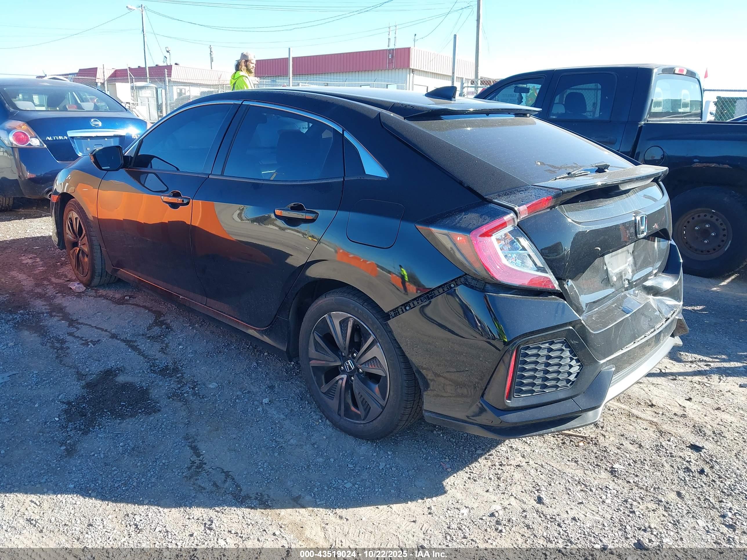HONDA CIVIC image 3