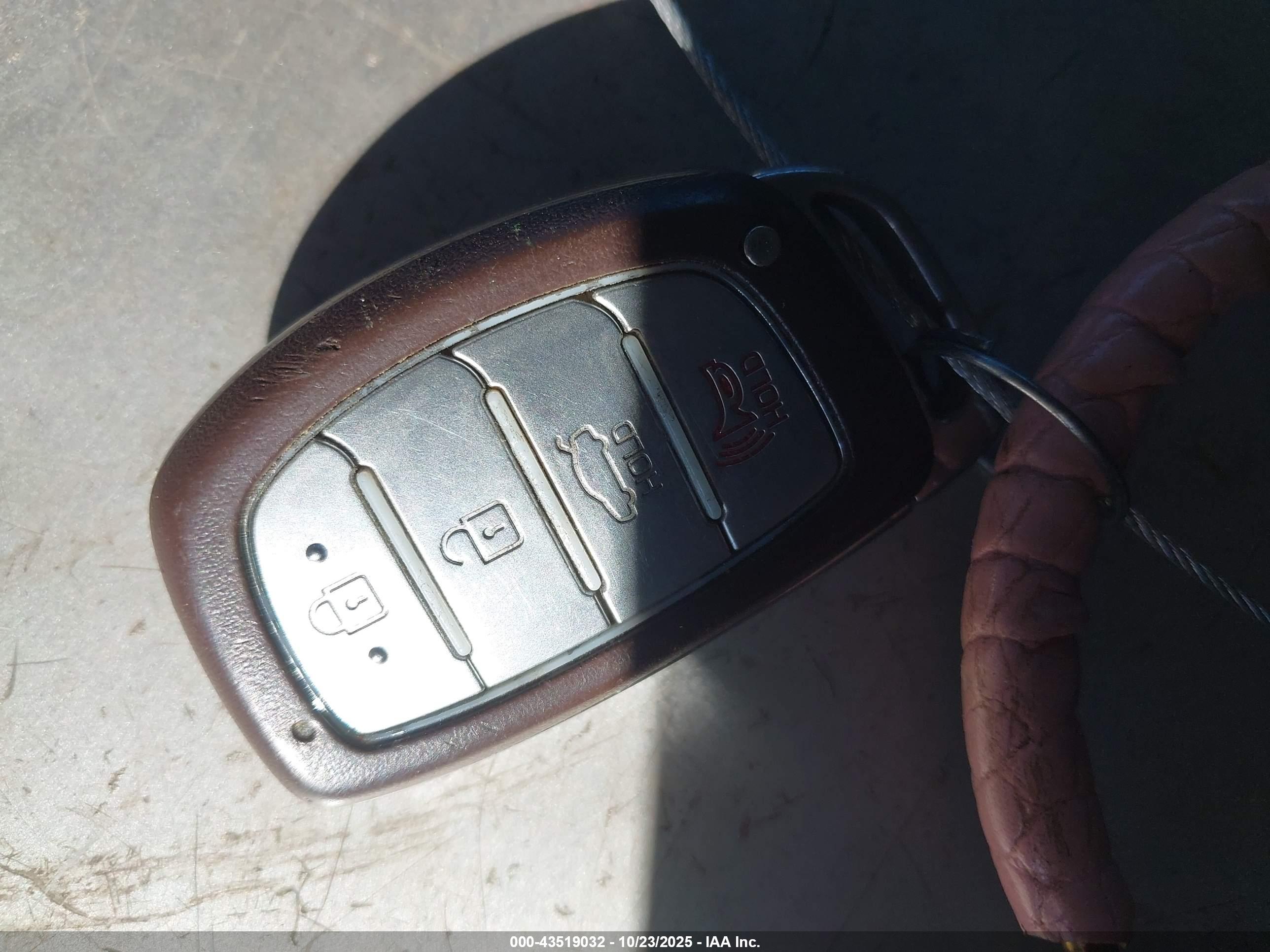 HYUNDAI SONATA image 11