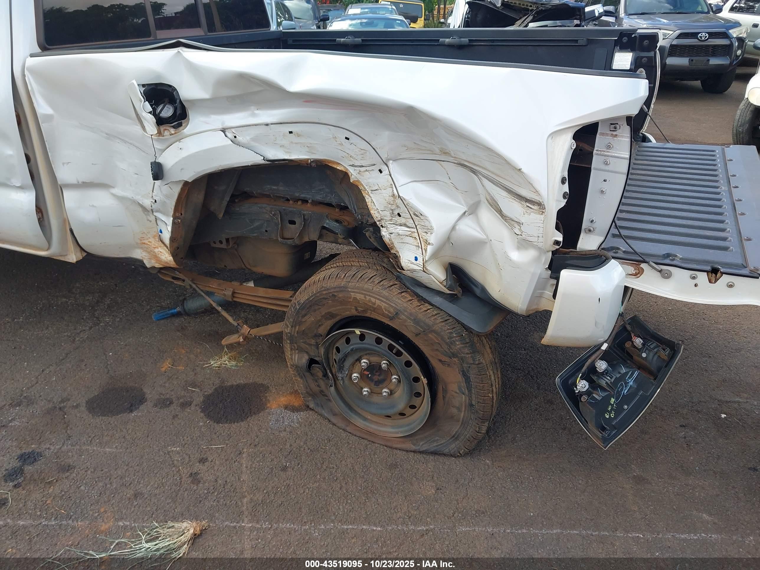 TOYOTA TACOMA image 6