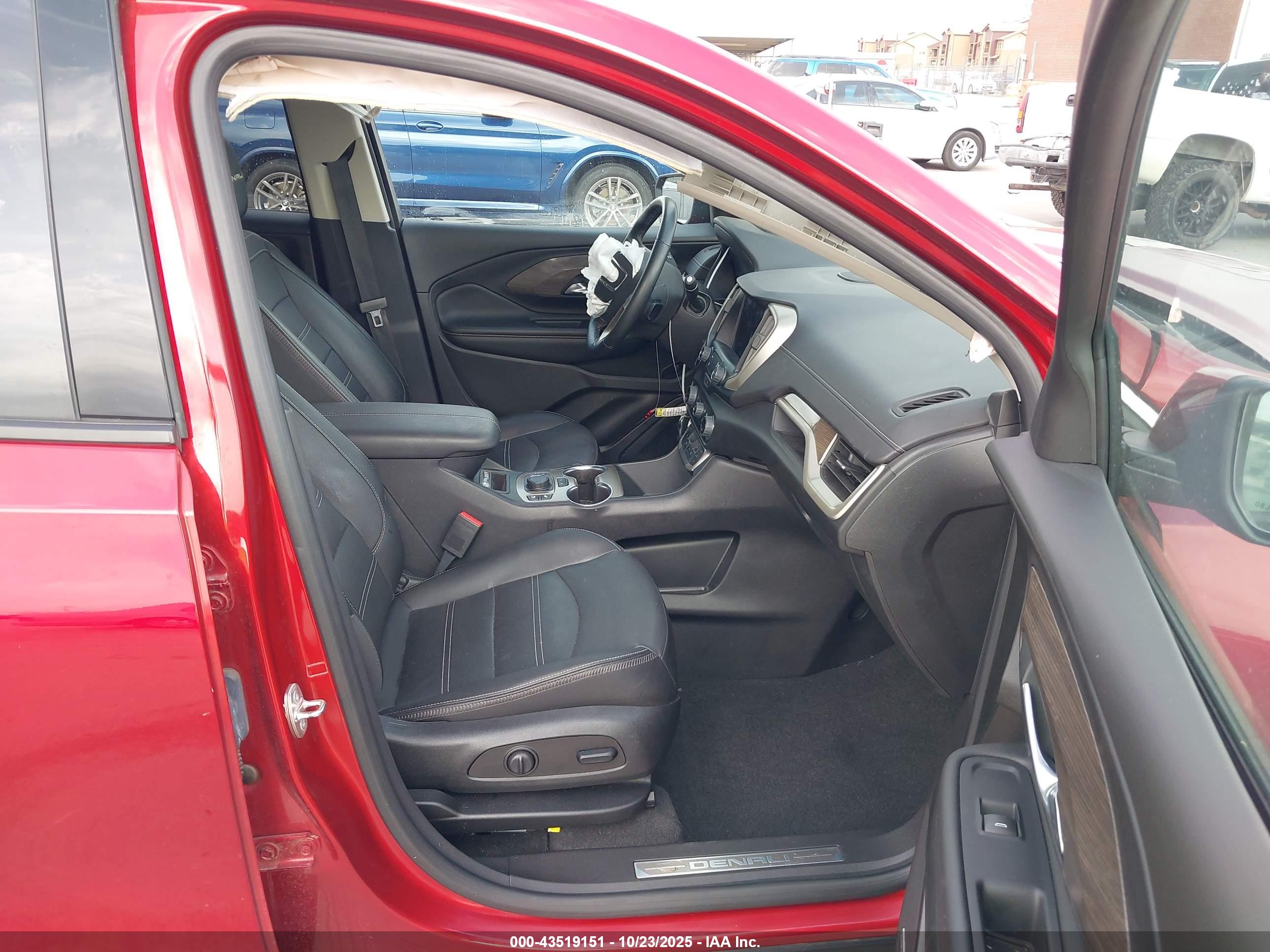 GMC TERRAIN image 5