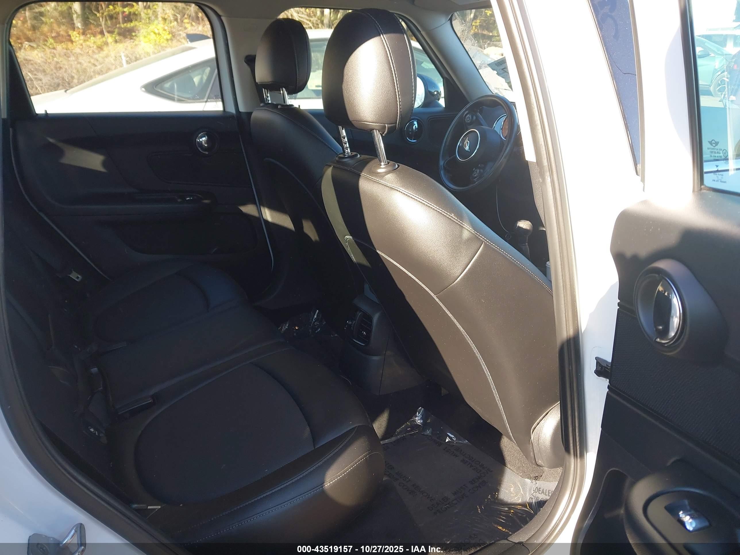 MINI COUNTRYMAN image 8
