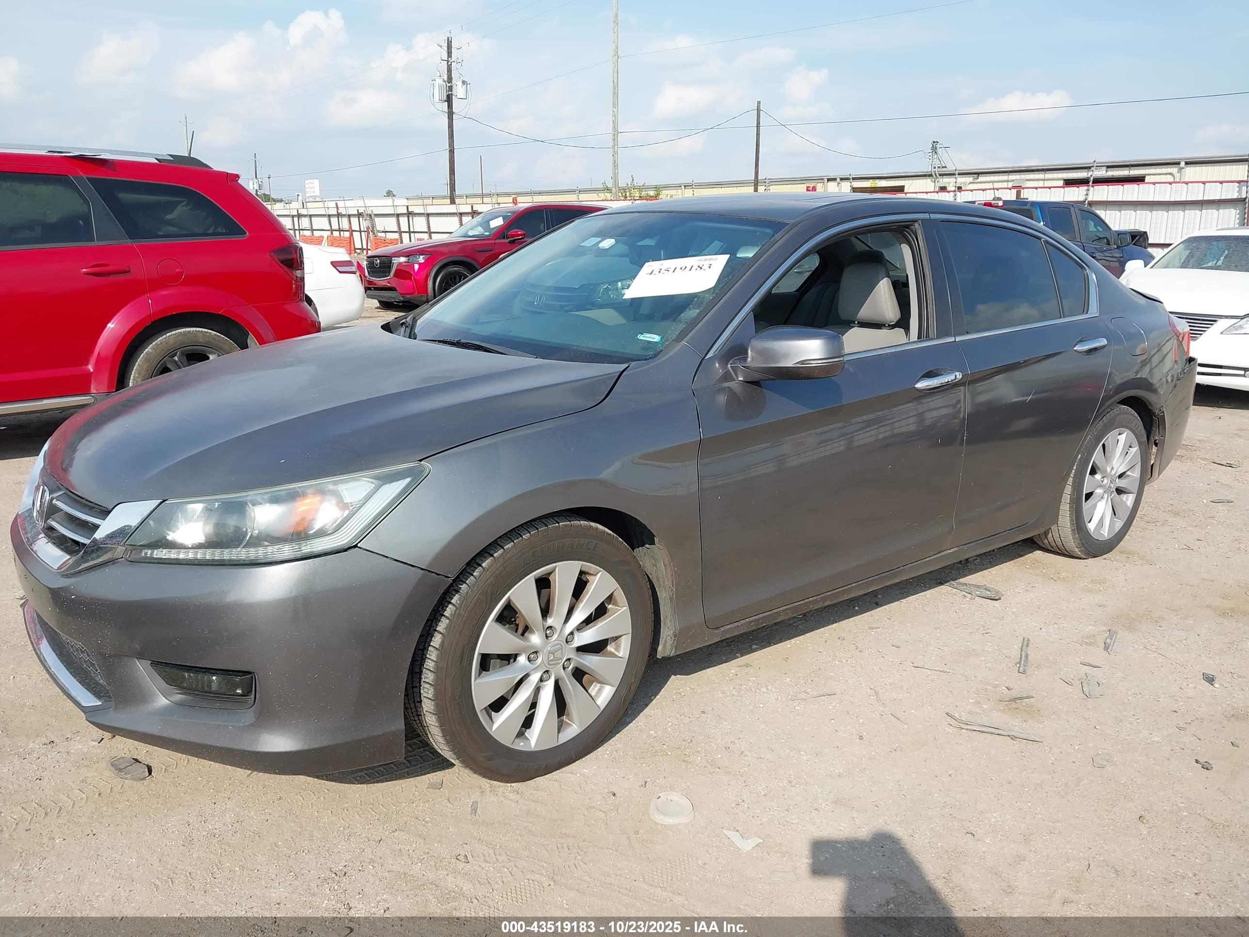 HONDA ACCORD image 2