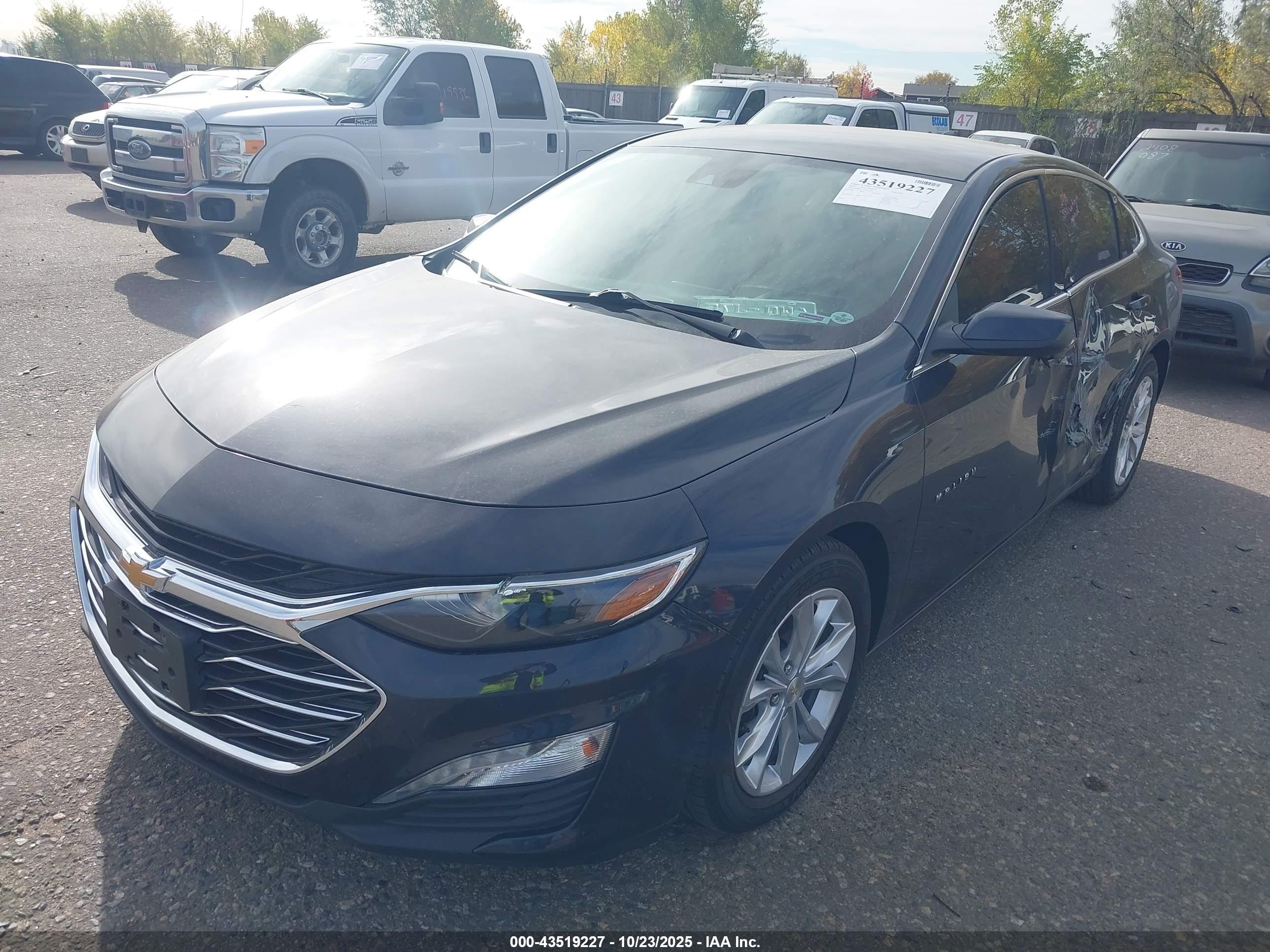 CHEVROLET MALIBU image 2