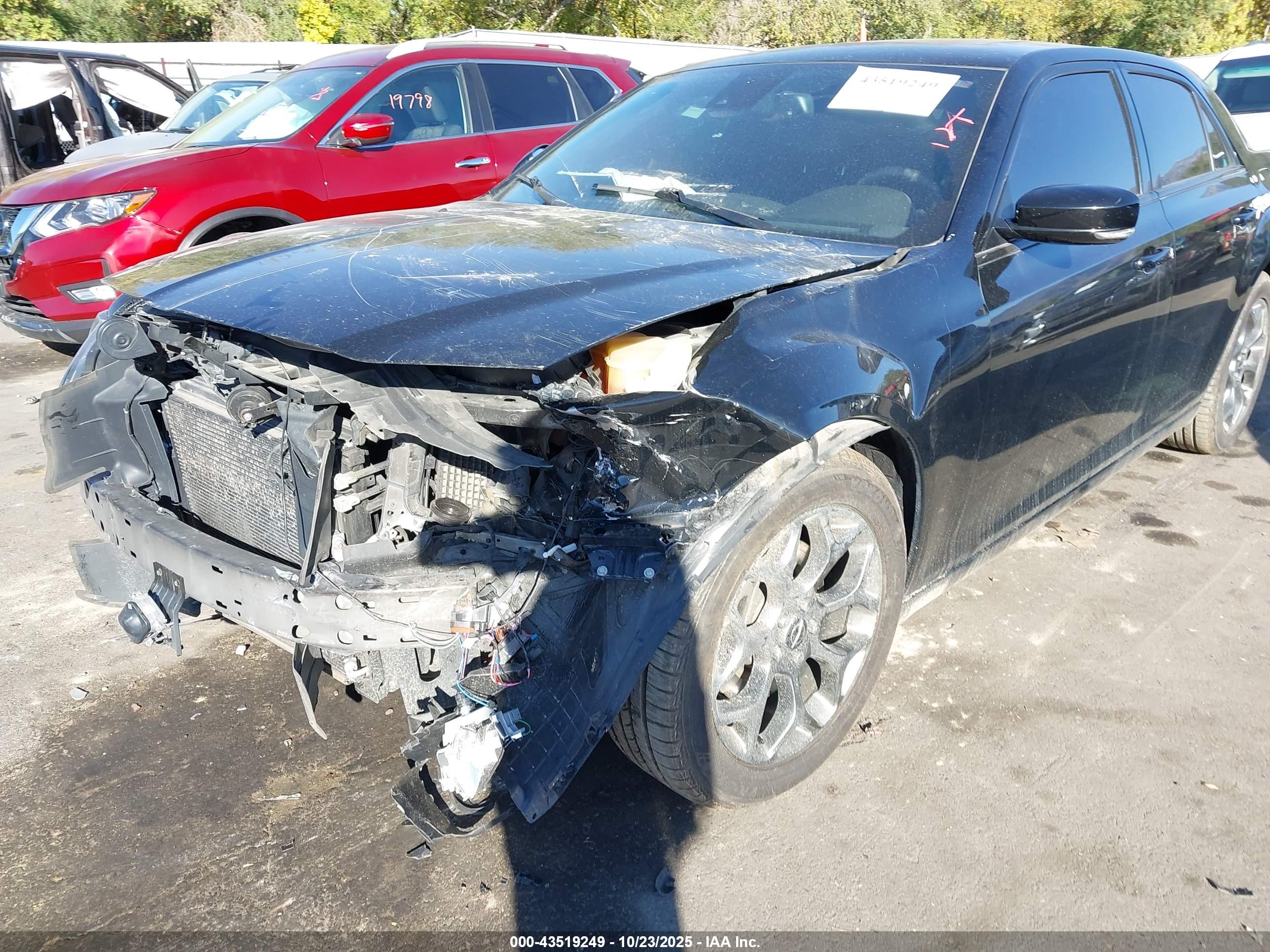 CHRYSLER 300 image 6
